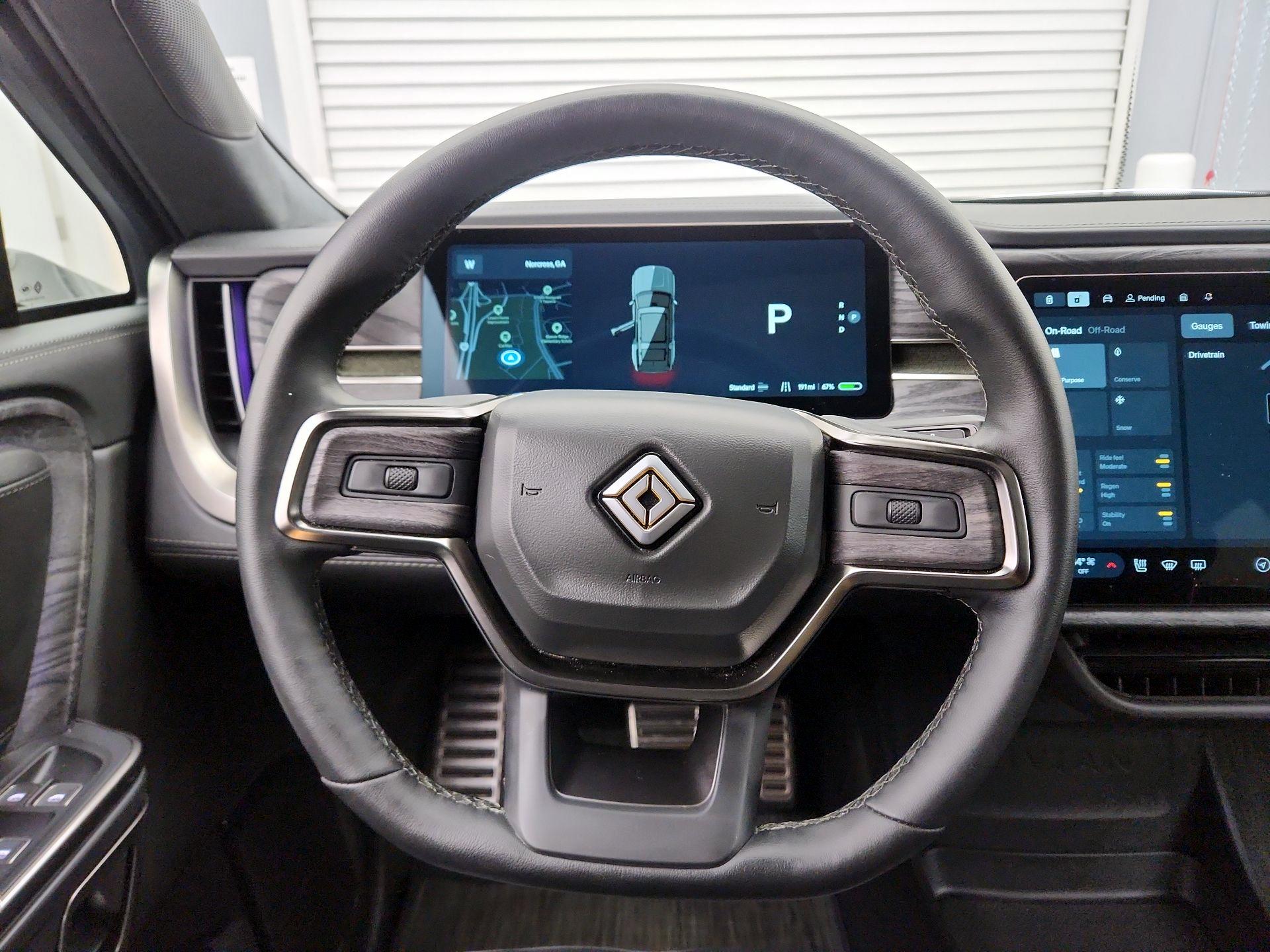 Thumbnail: 2022 Rivian R1S - 10