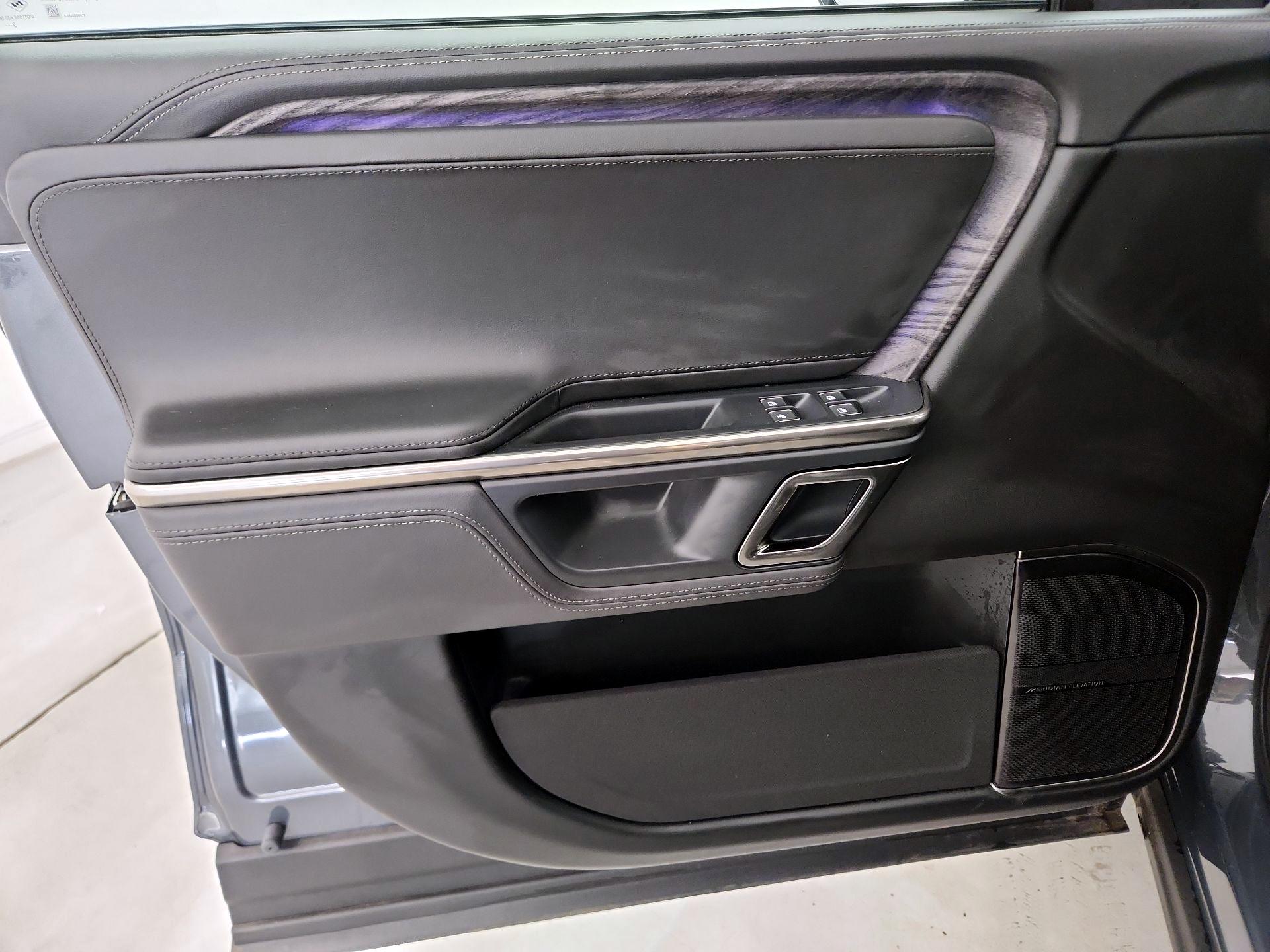 Thumbnail: 2022 Rivian R1S - 12