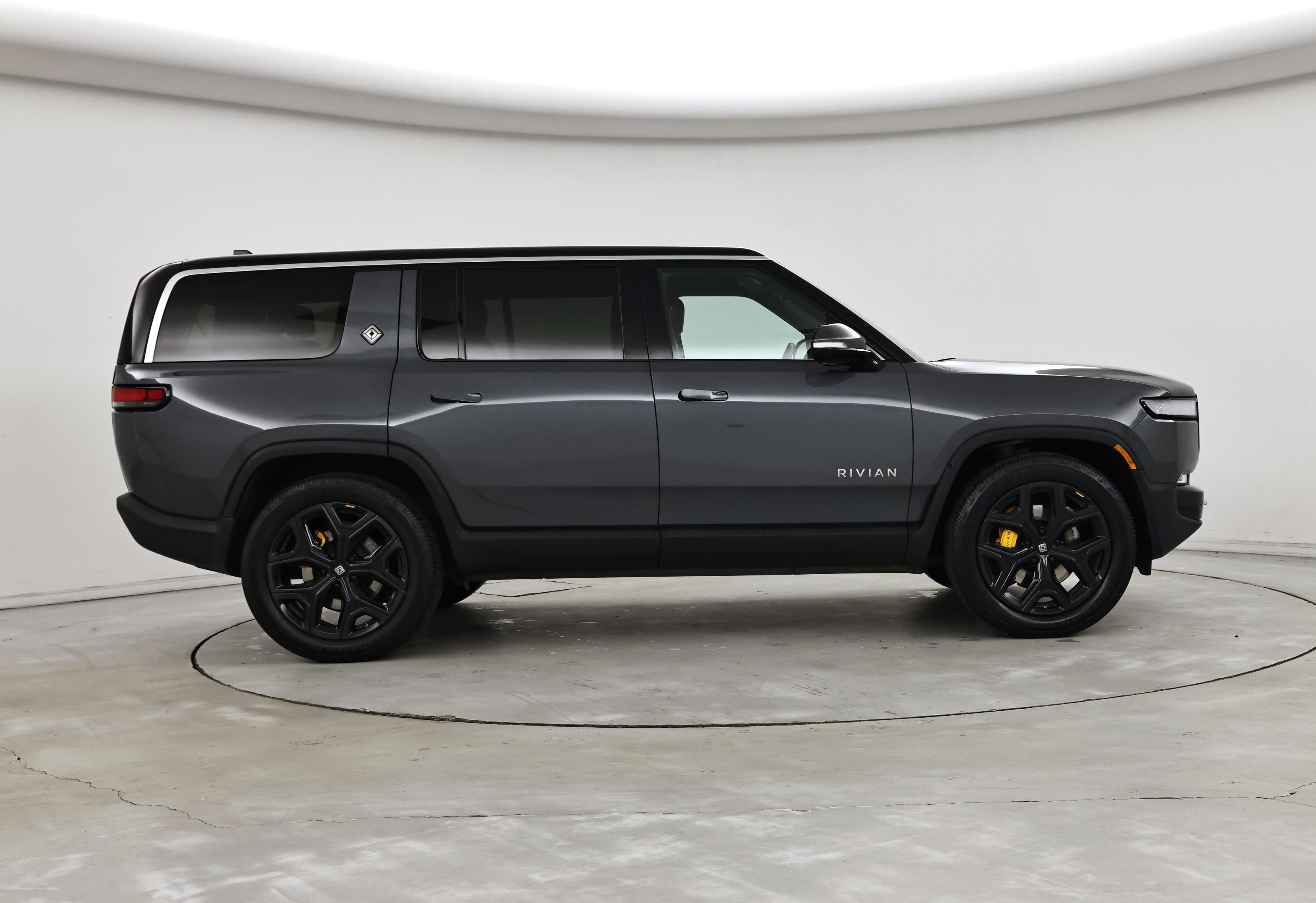 Thumbnail: 2022 Rivian R1S - 7