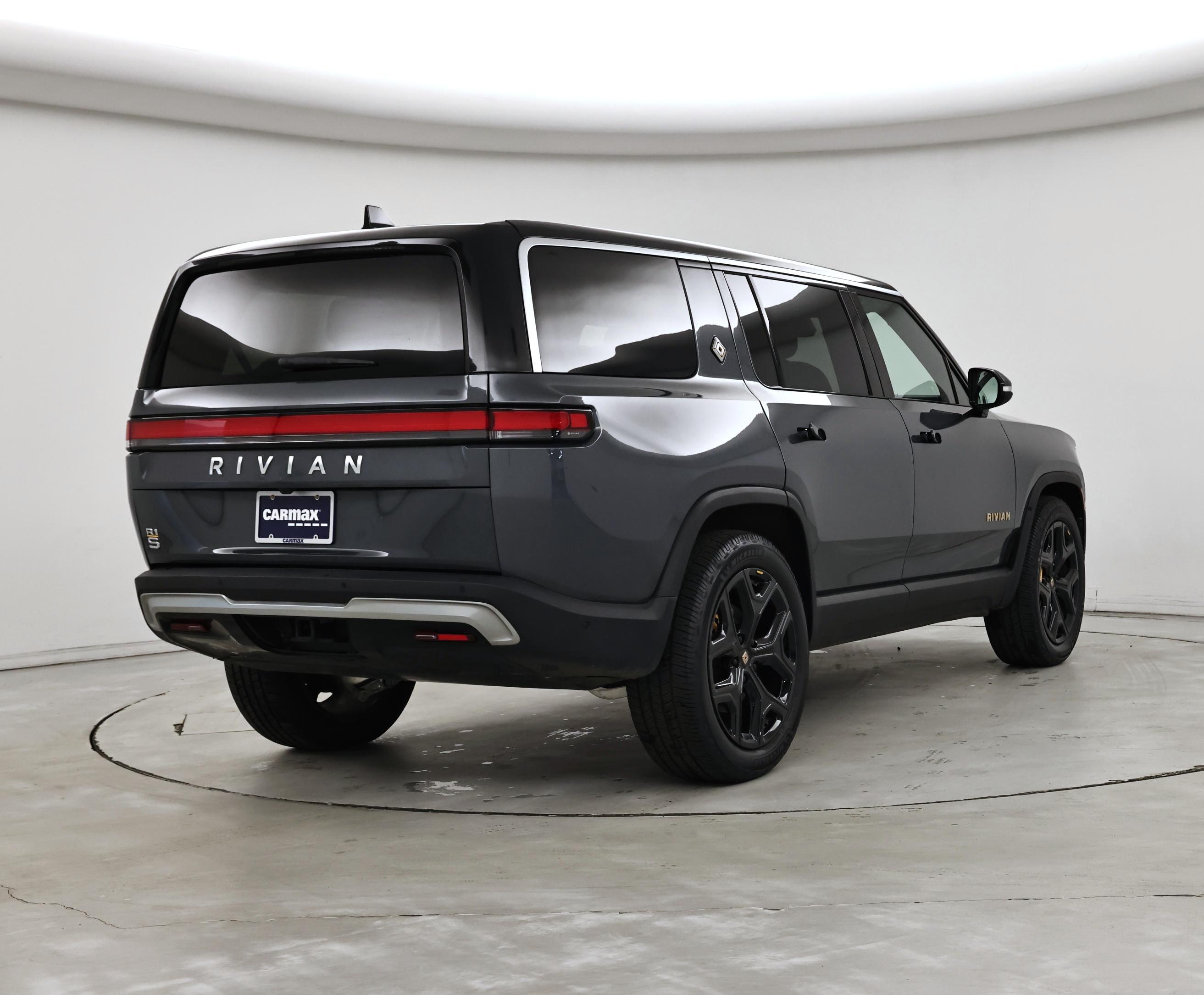 Thumbnail: 2022 Rivian R1S - 8