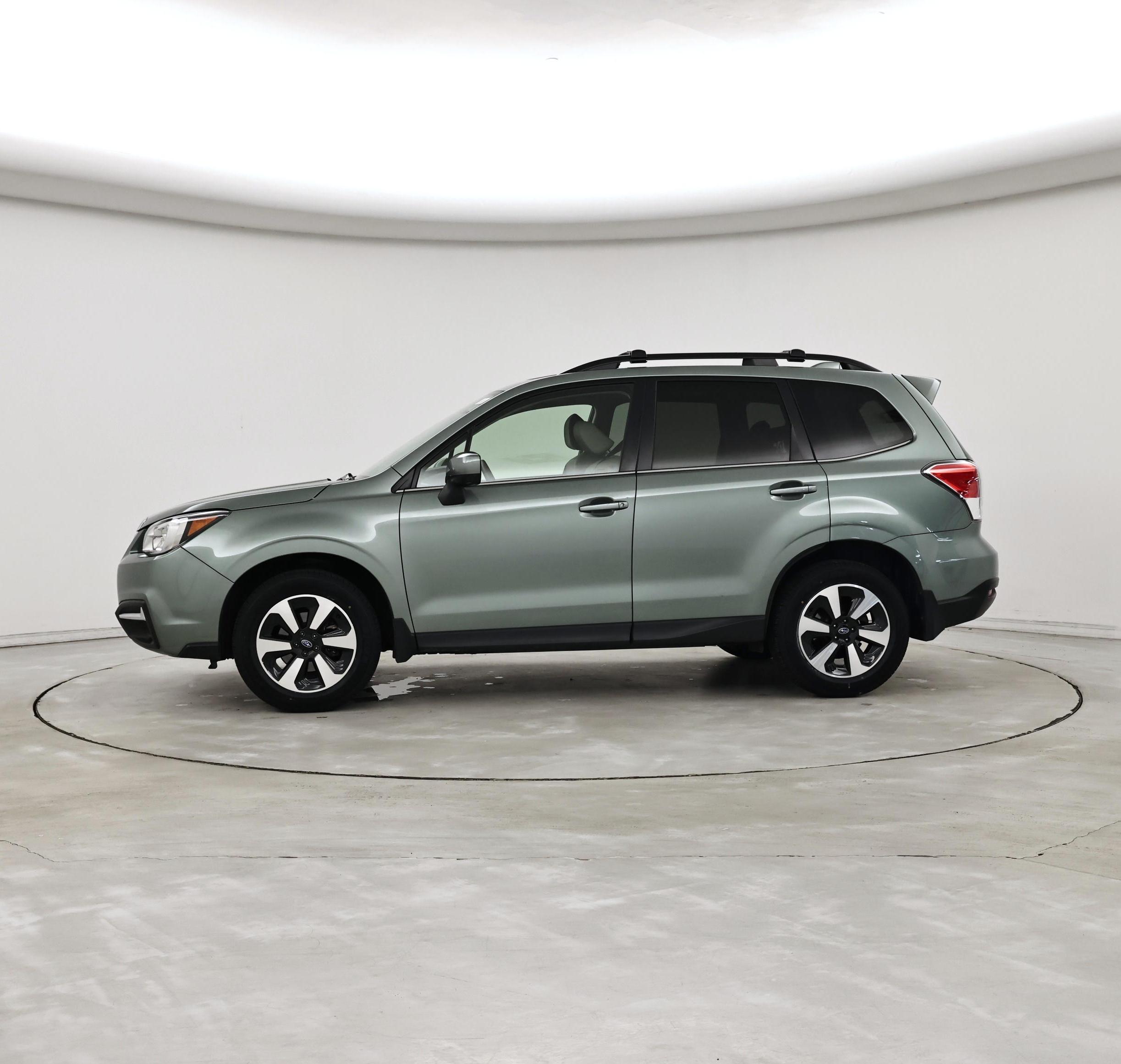 Thumbnail: 2017 Subaru Forester - 3