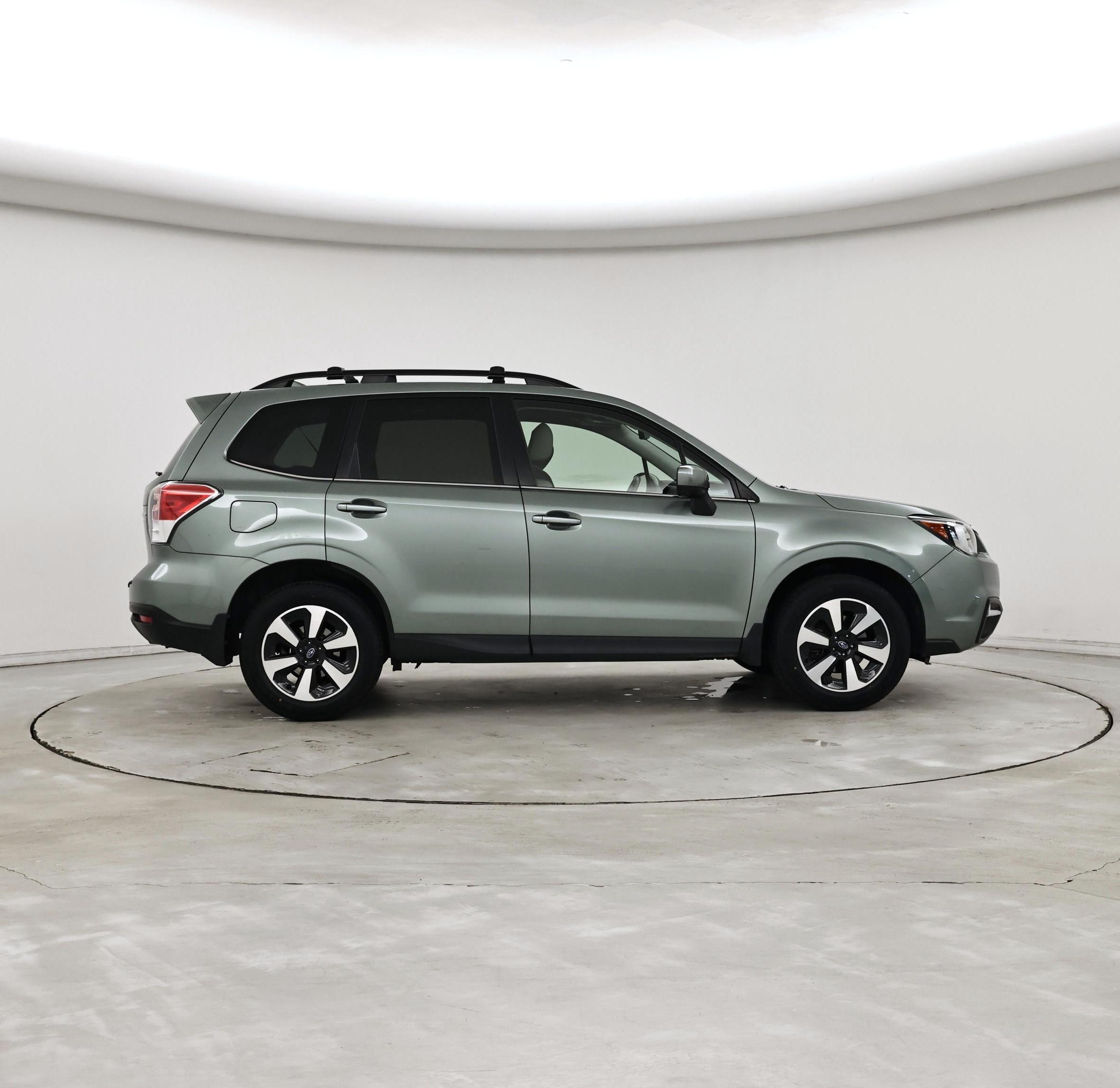 Thumbnail: 2017 Subaru Forester - 7