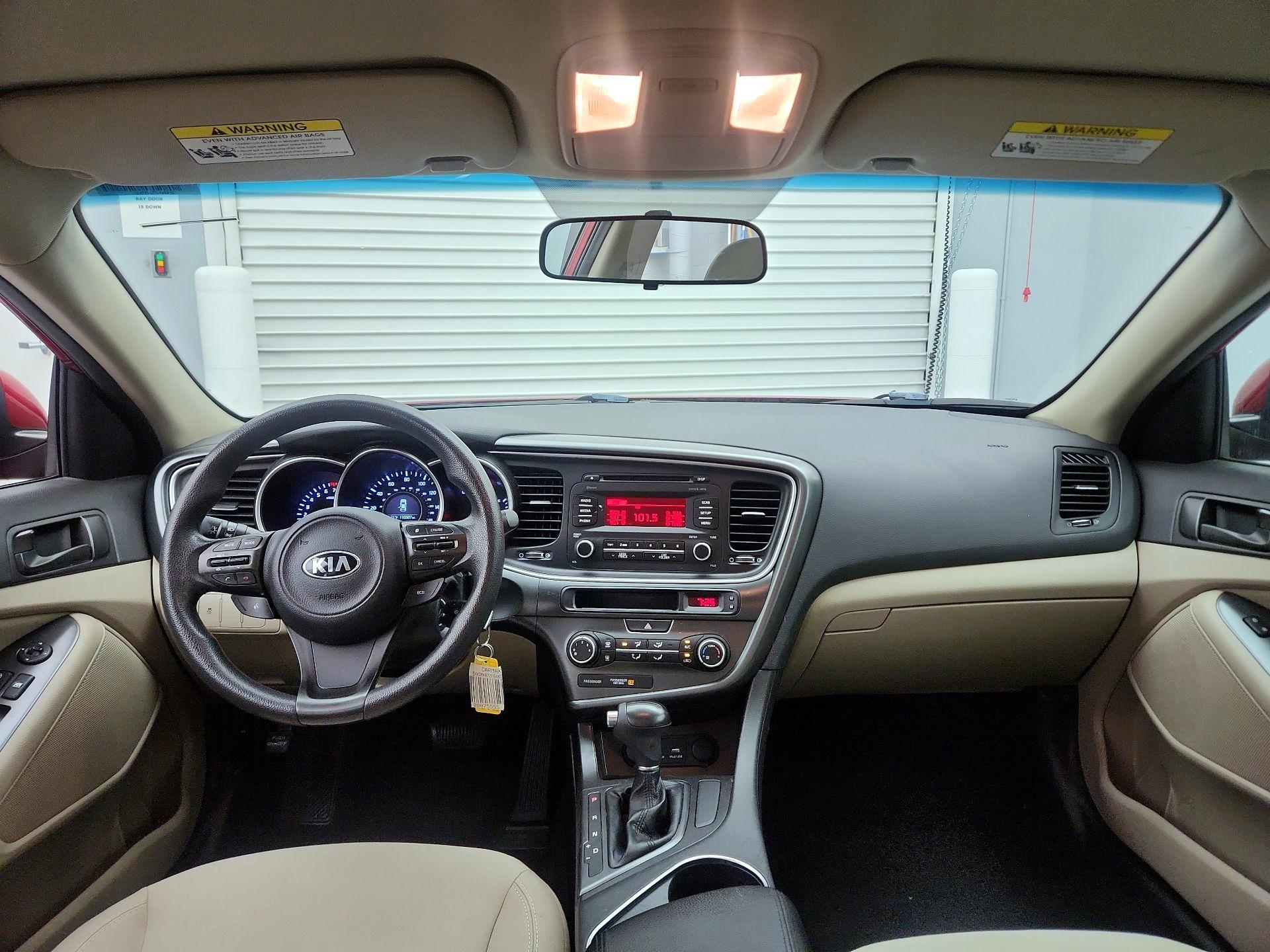 Thumbnail: 2015 Kia Optima - 9