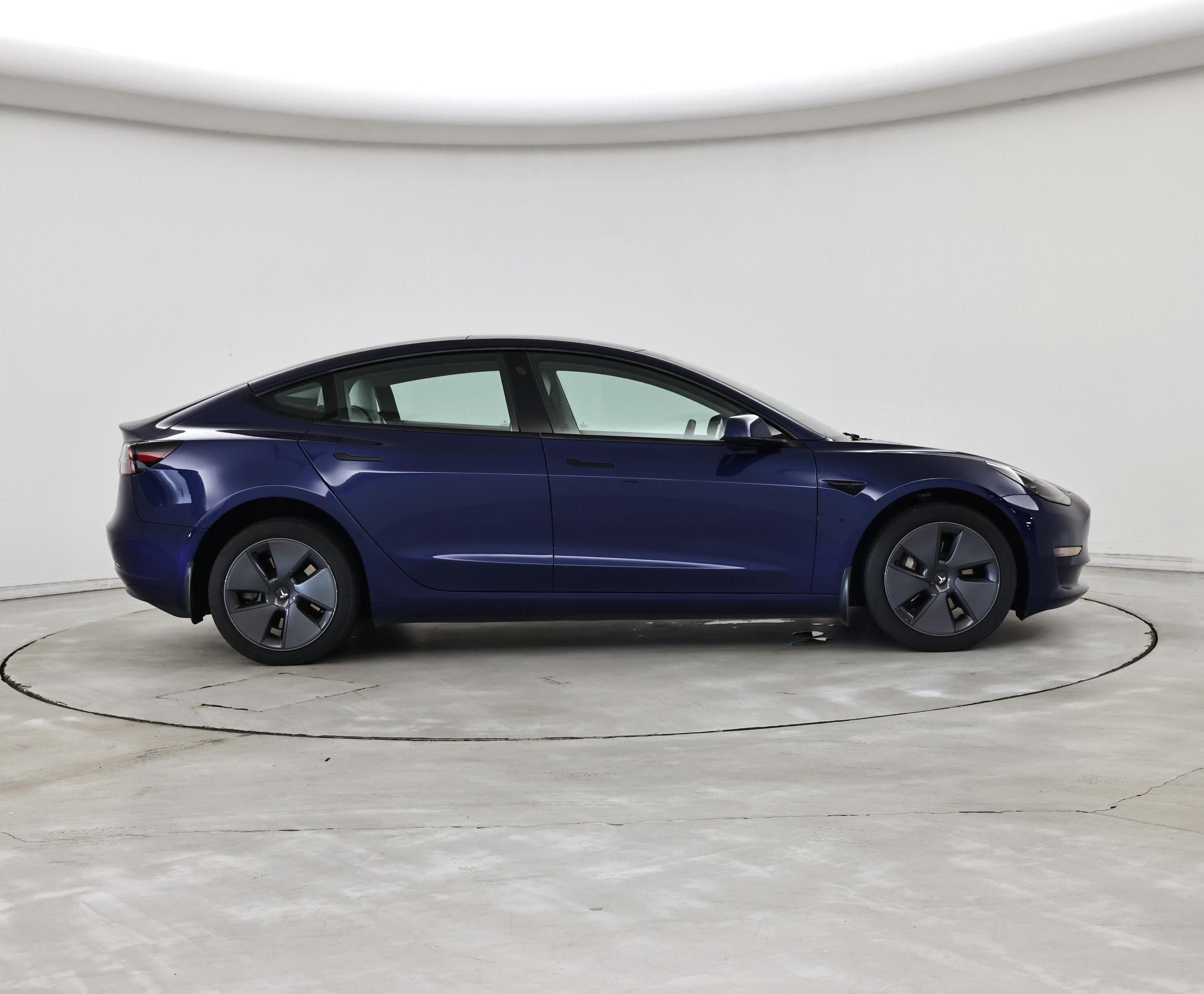 Thumbnail: 2023 Tesla Model 3 - 7