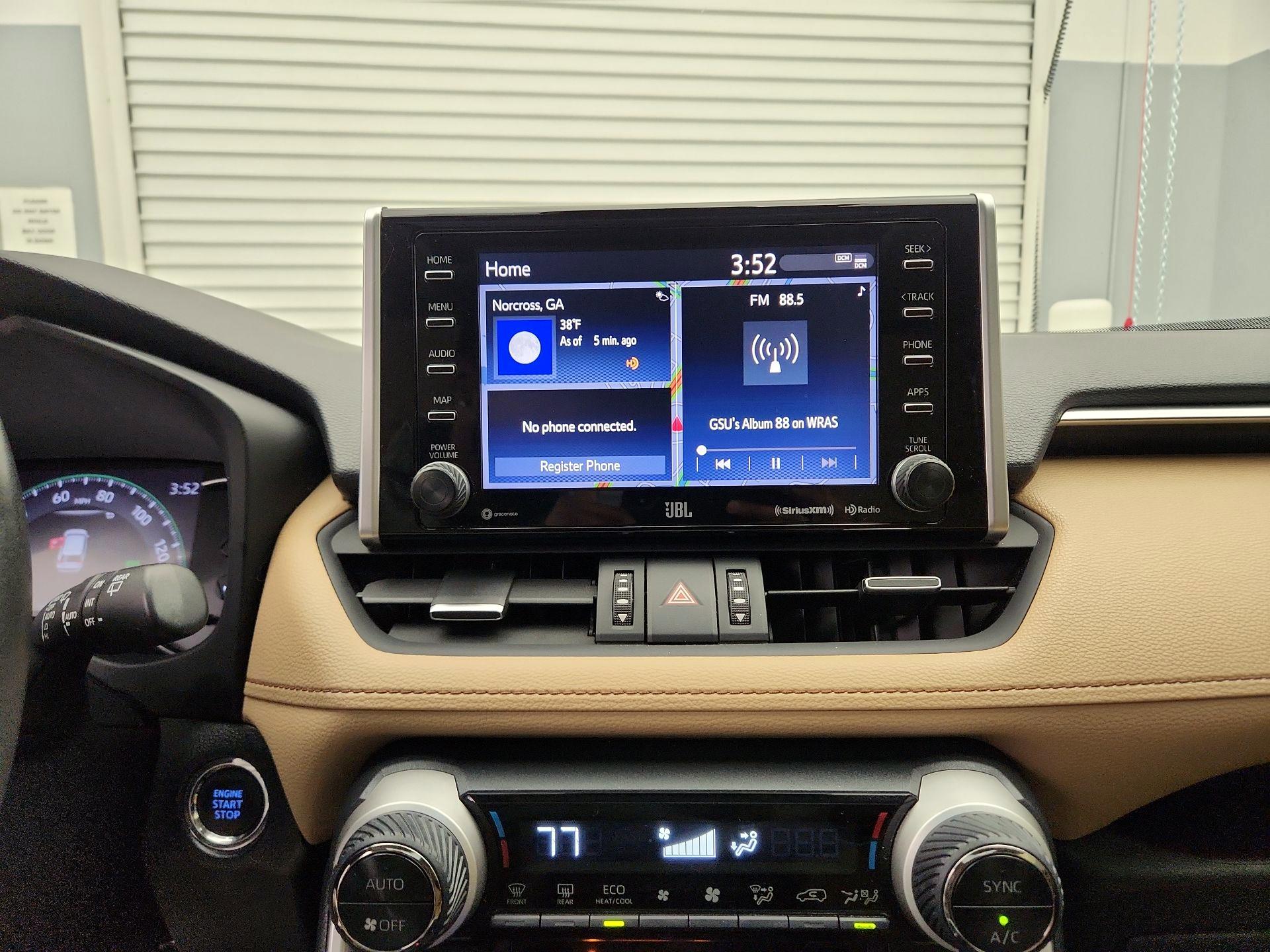 Thumbnail: 2020 Toyota RAV4 - 16