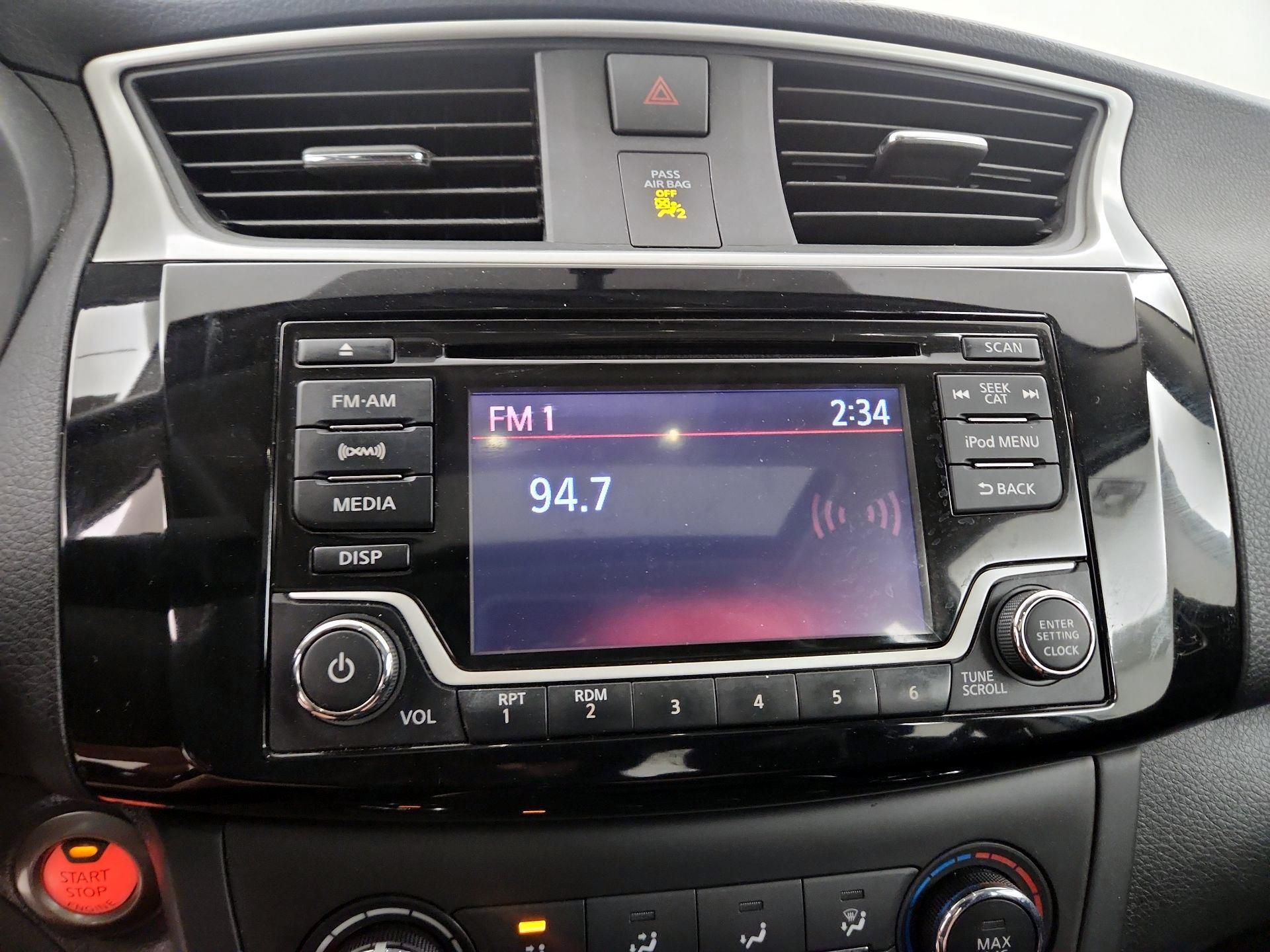 Thumbnail: 2017 Nissan Sentra - 15