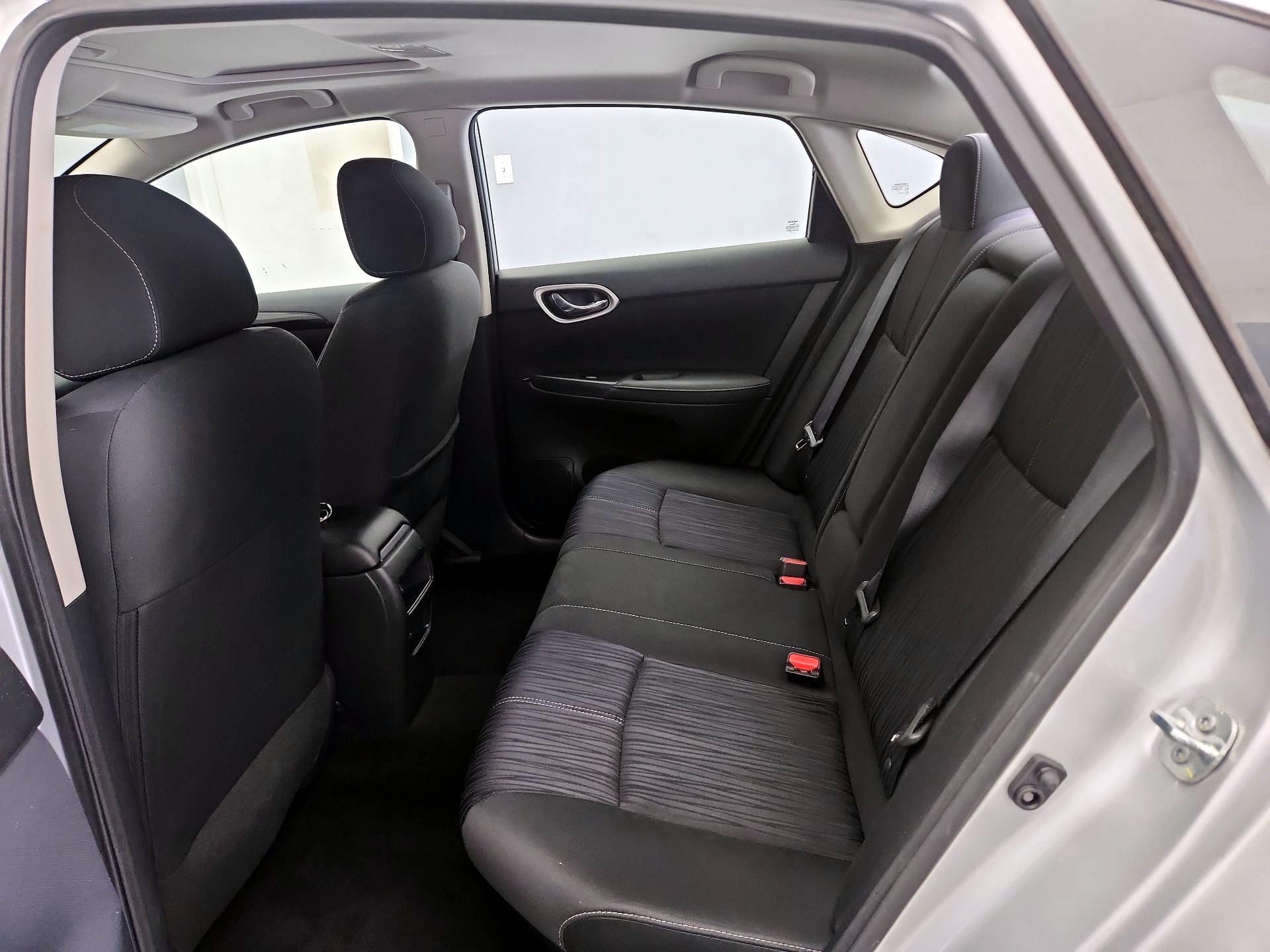 Thumbnail: 2017 Nissan Sentra - 19