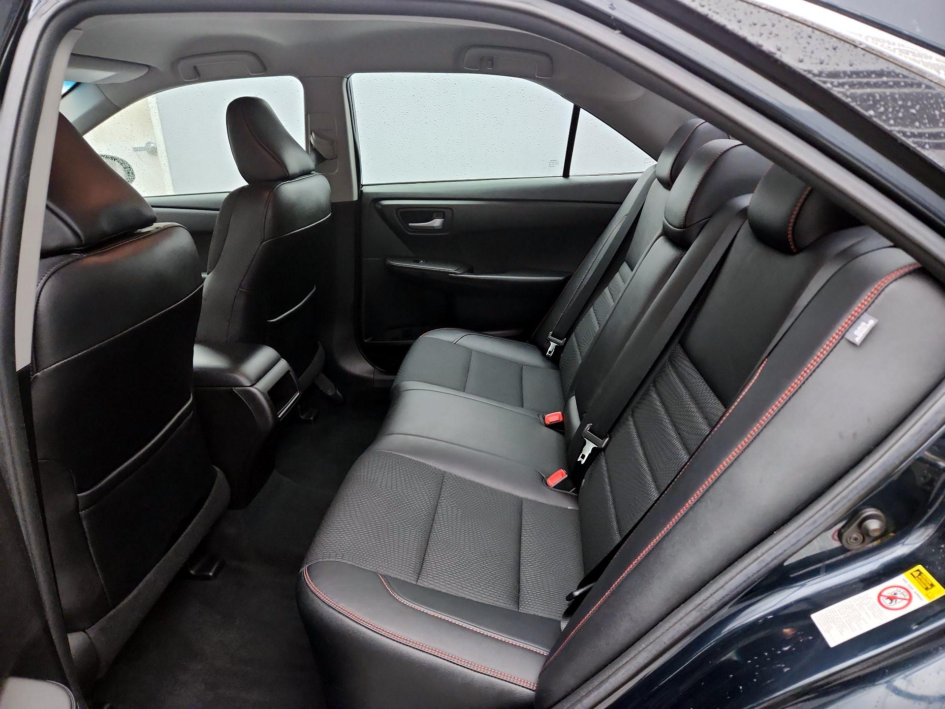 Thumbnail: 2016 Toyota Camry - 19