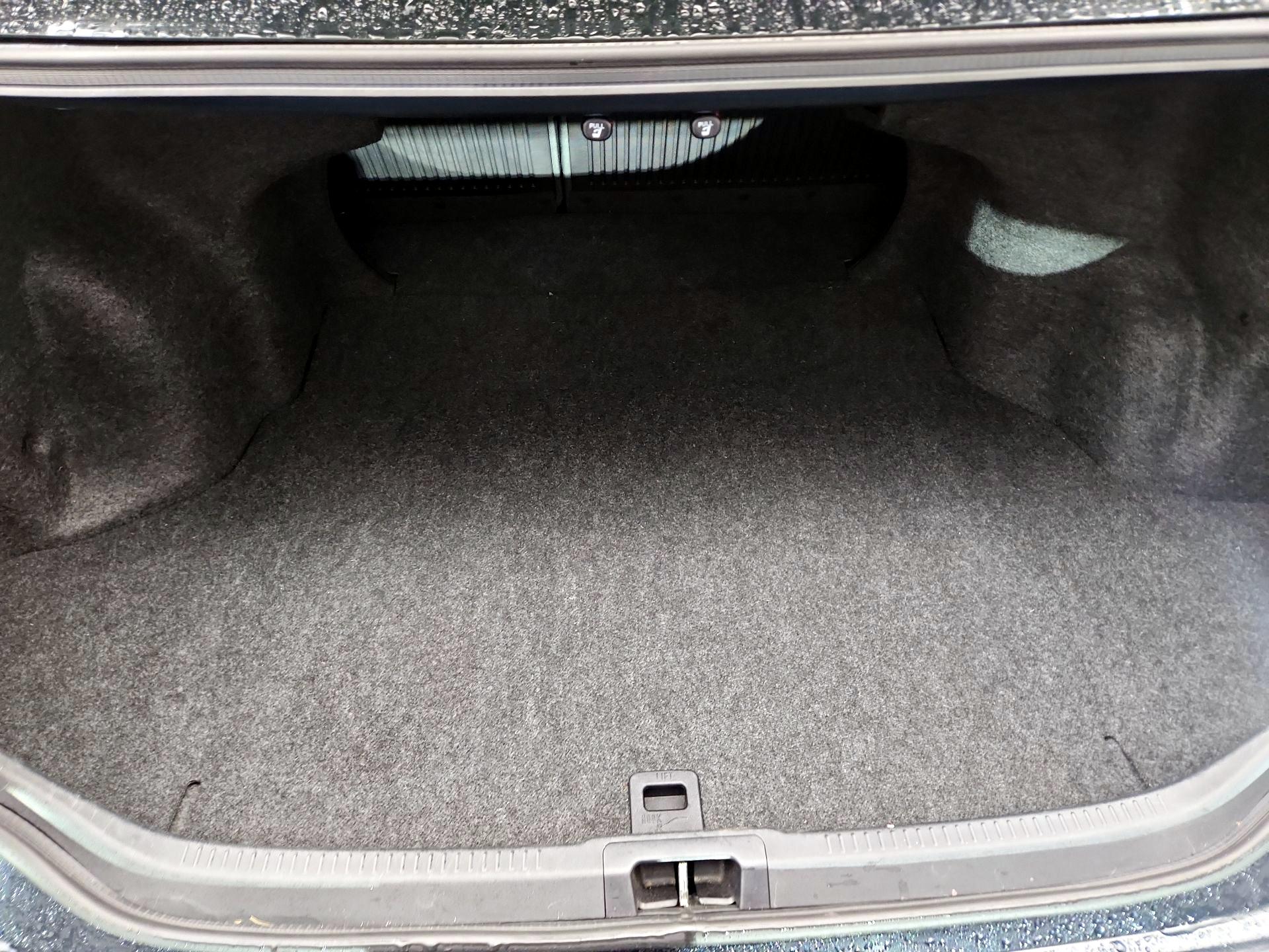 Thumbnail: 2016 Toyota Camry - 20