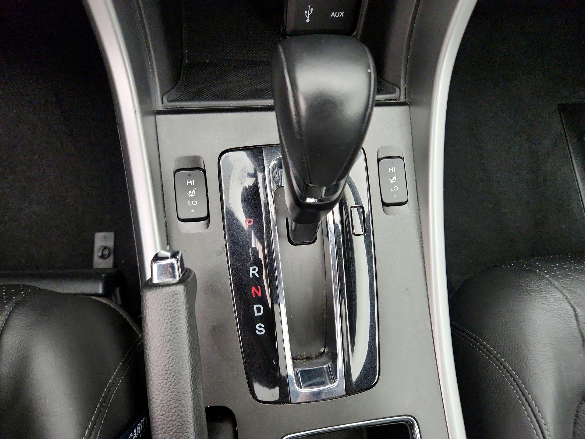 Thumbnail: 2015 Honda Accord - 17