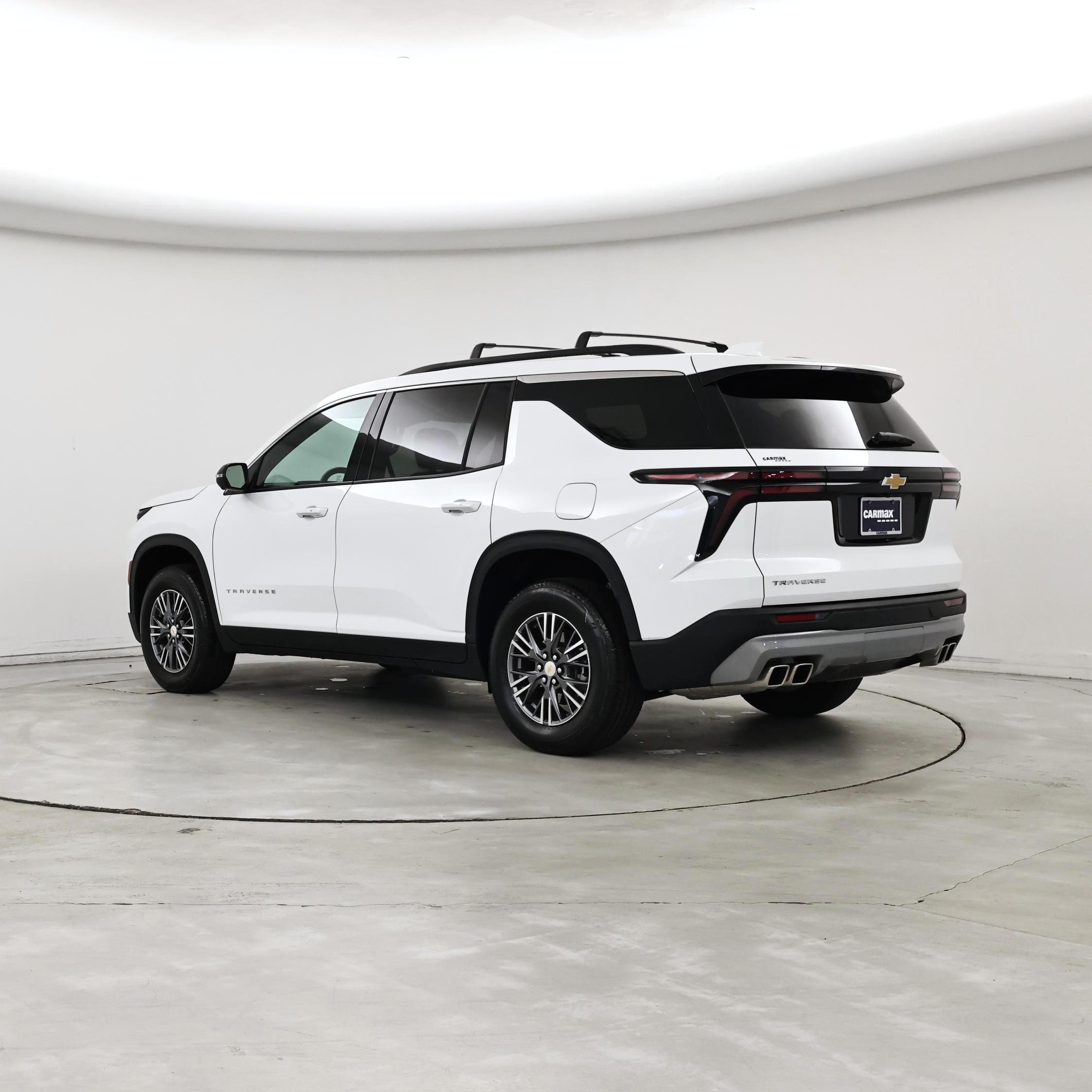 Thumbnail: 2025 Chevrolet Traverse - 2