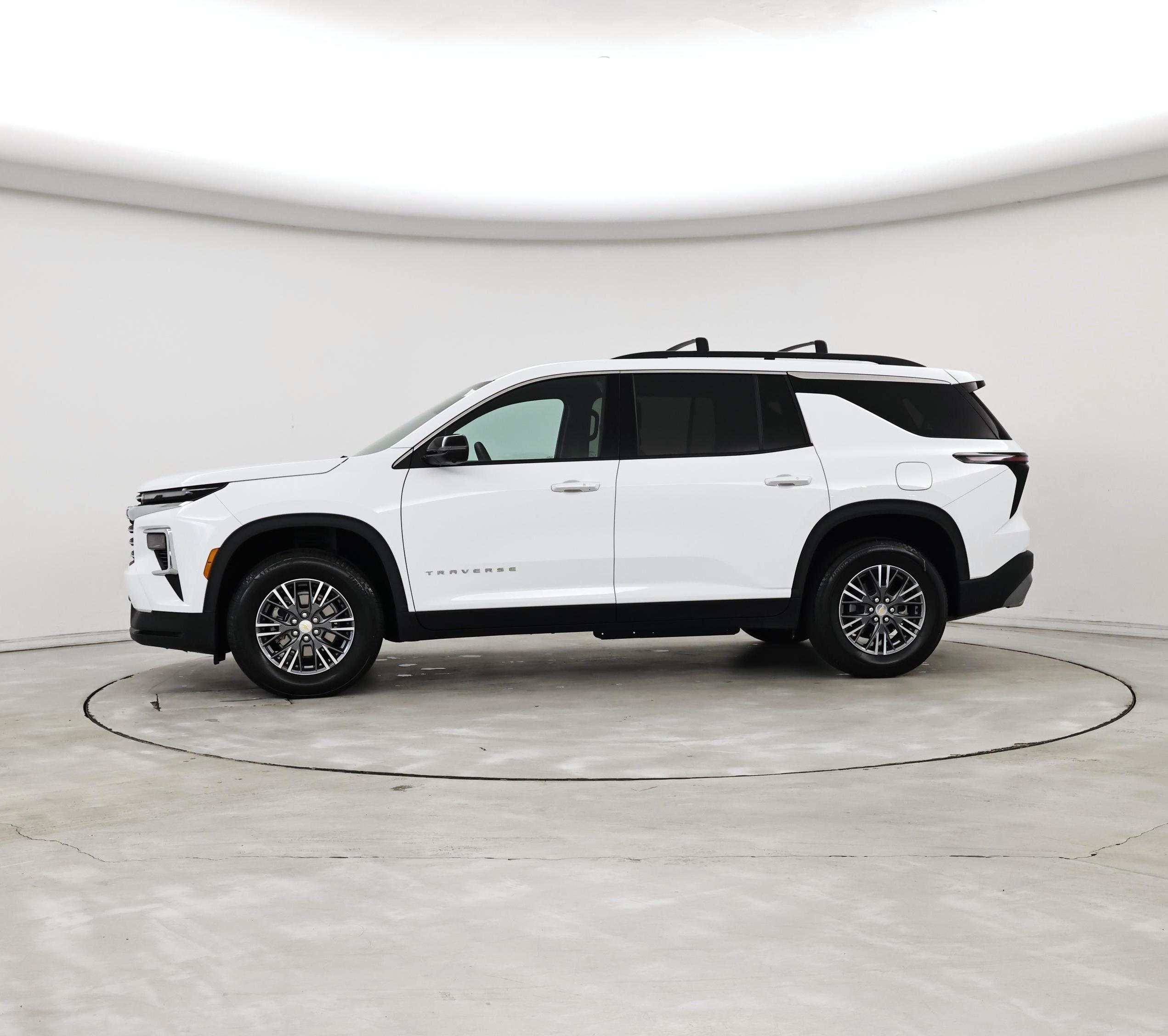 Thumbnail: 2025 Chevrolet Traverse - 3