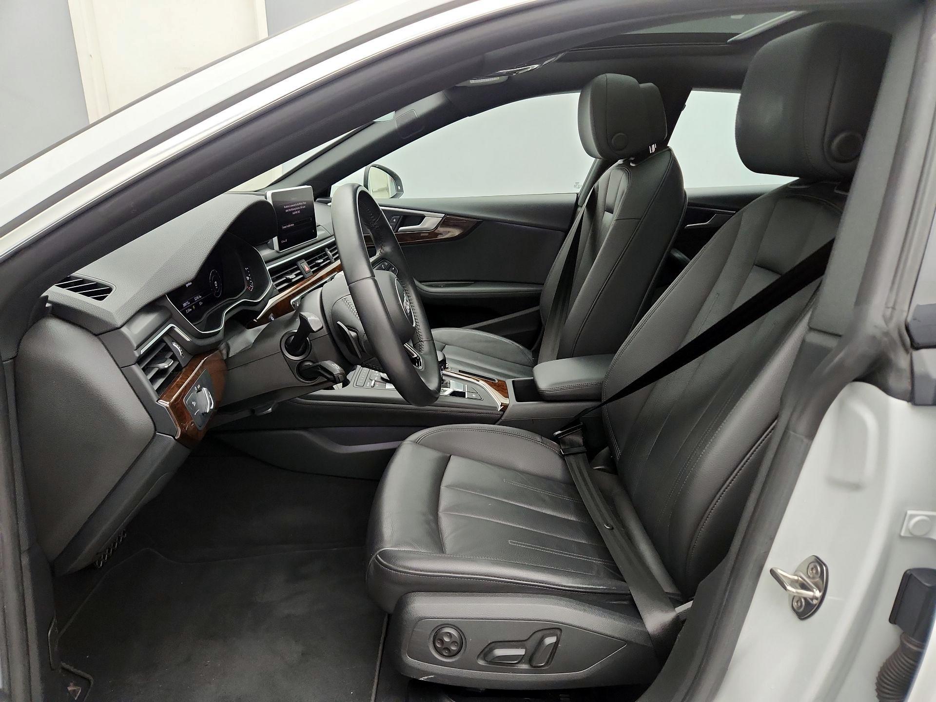 Thumbnail: 2019 Audi A5 - 11