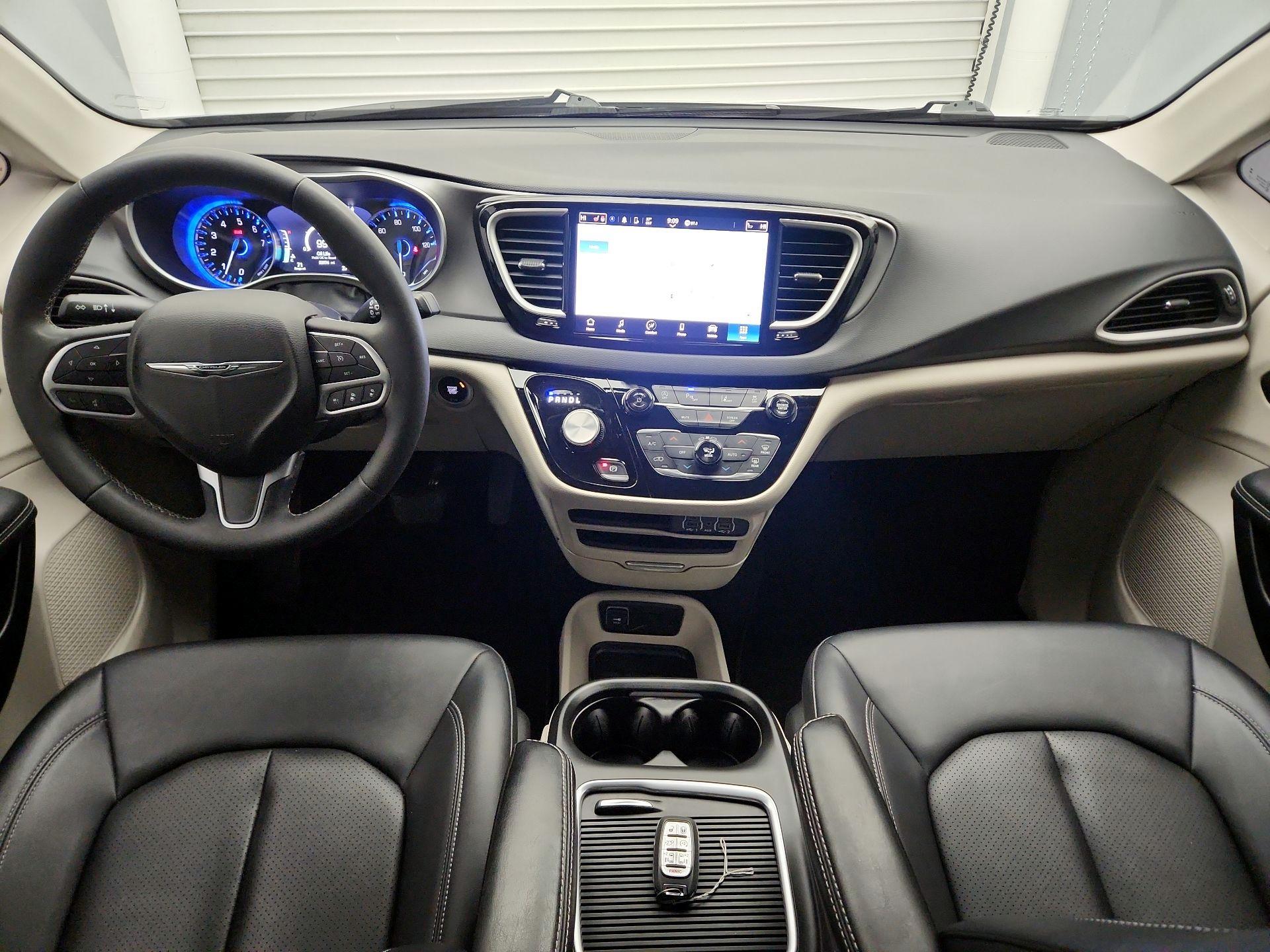 Thumbnail: 2024 Chrysler Pacifica - 9