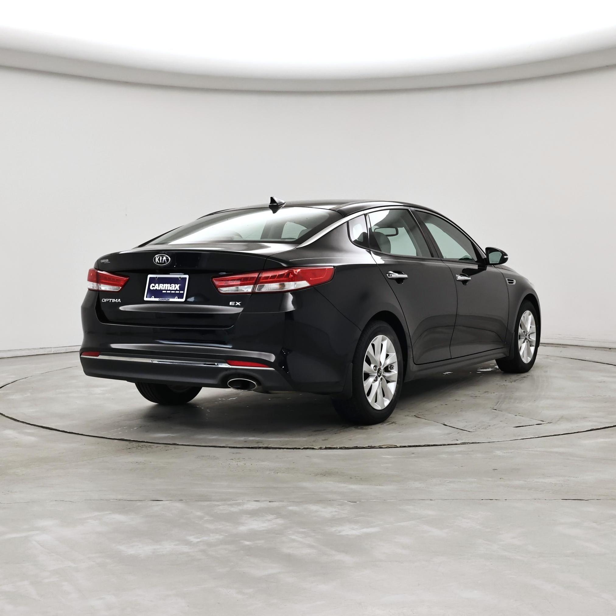 Thumbnail: 2016 Kia Optima - 8