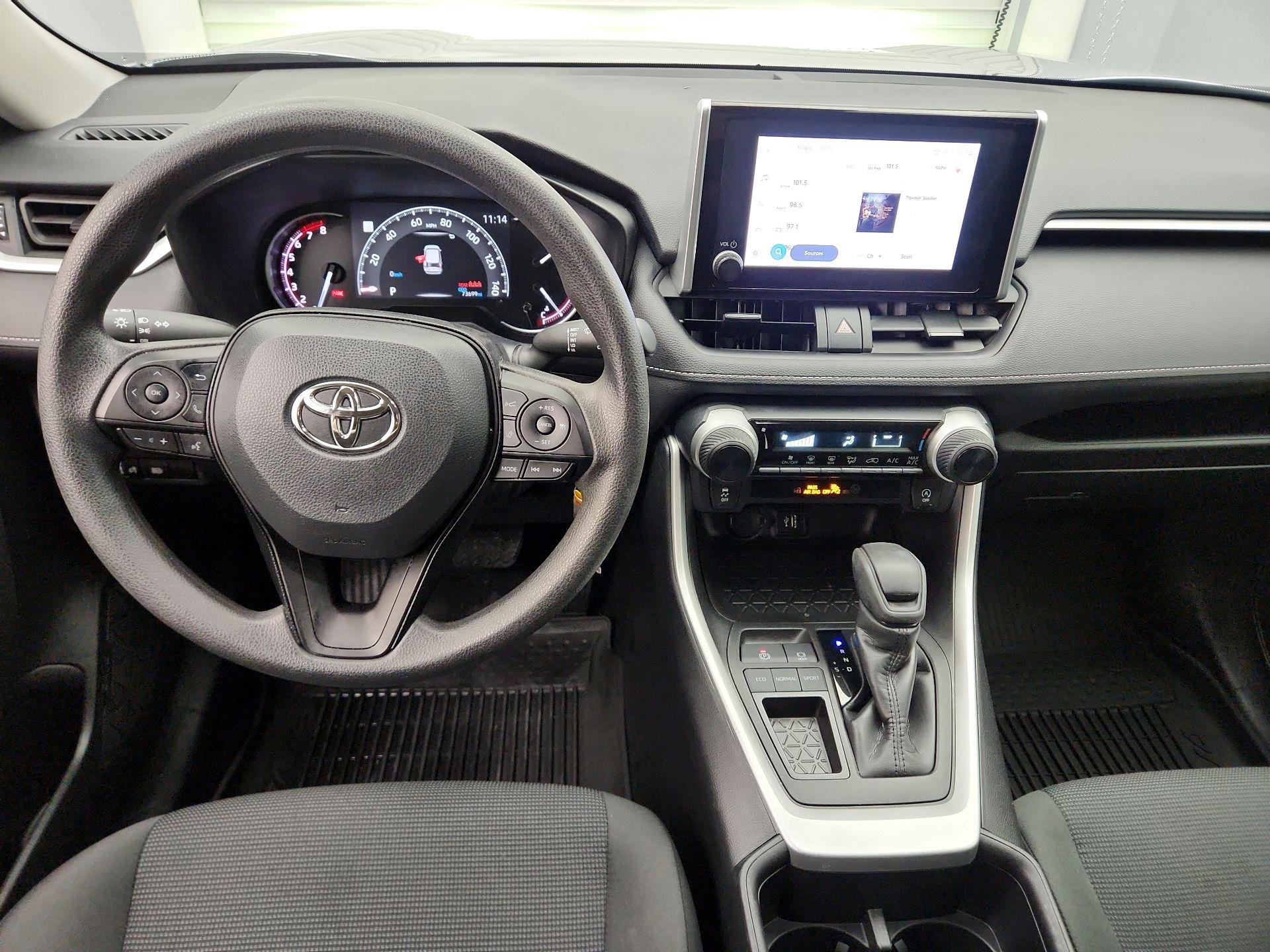 Thumbnail: 2024 Toyota RAV4 - 9