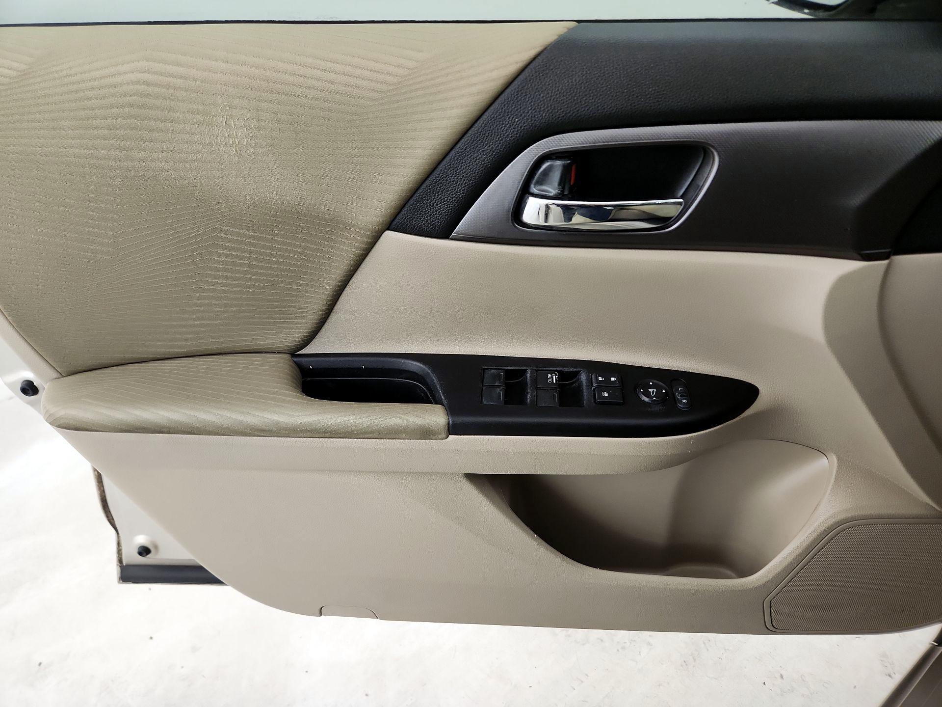 Thumbnail: 2014 Honda Accord - 12