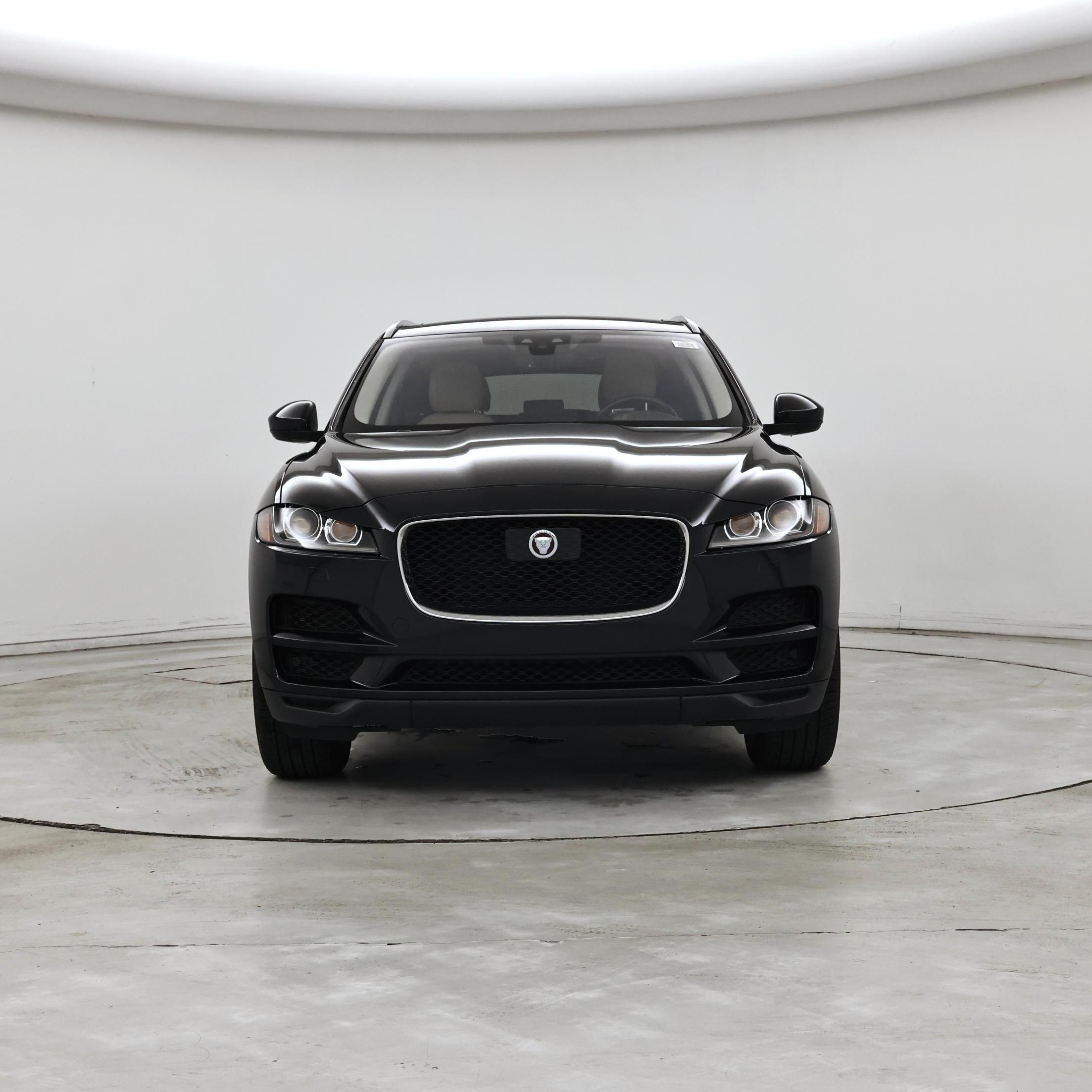 Thumbnail: 2019 Jaguar F-Pace - 5