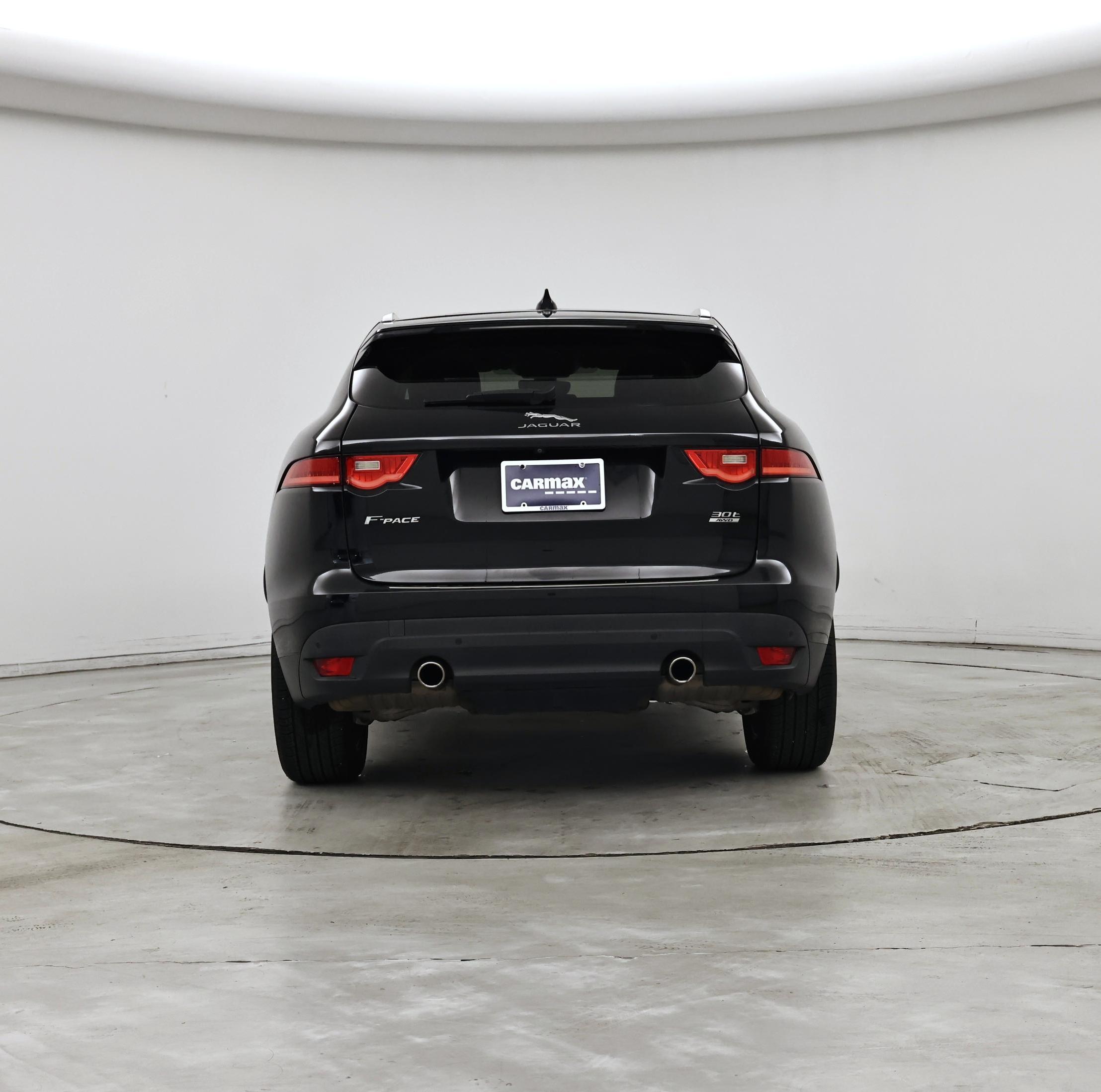 Thumbnail: 2019 Jaguar F-Pace - 6
