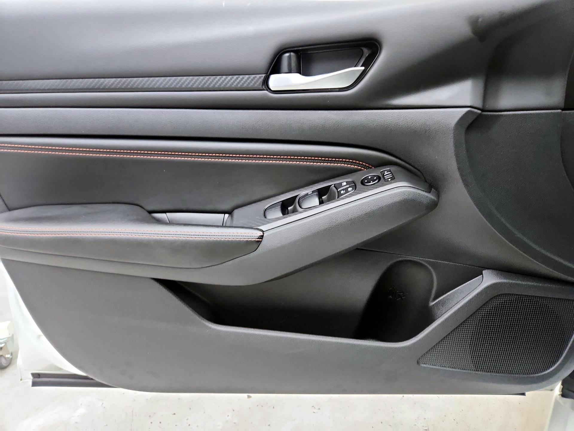 Thumbnail: 2022 Nissan Altima - 12