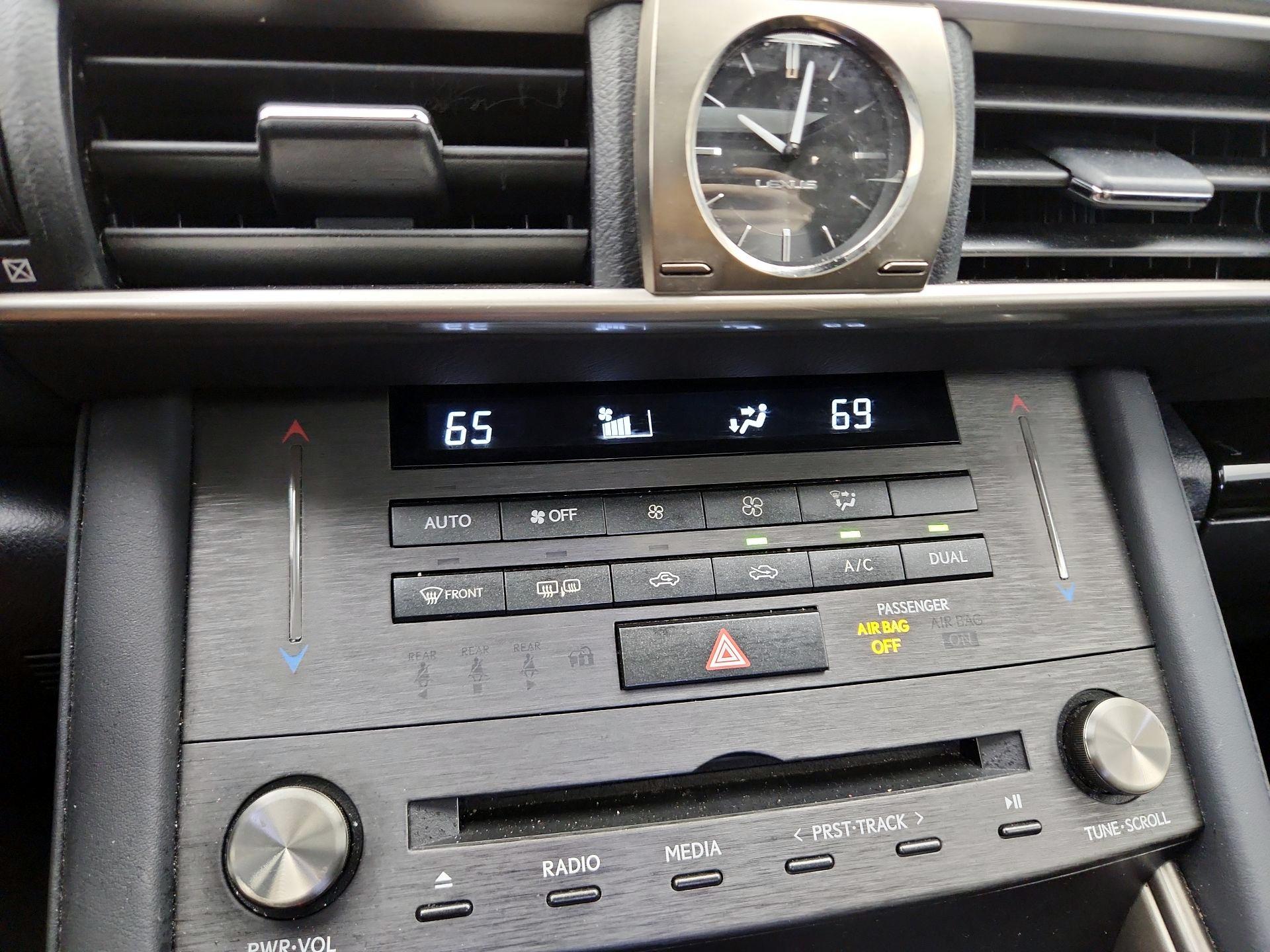 Thumbnail: 2020 Lexus IS - 16