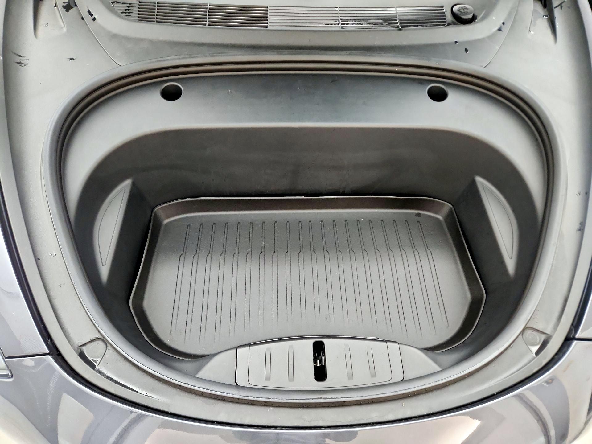 Thumbnail: 2022 Tesla Model 3 - 20