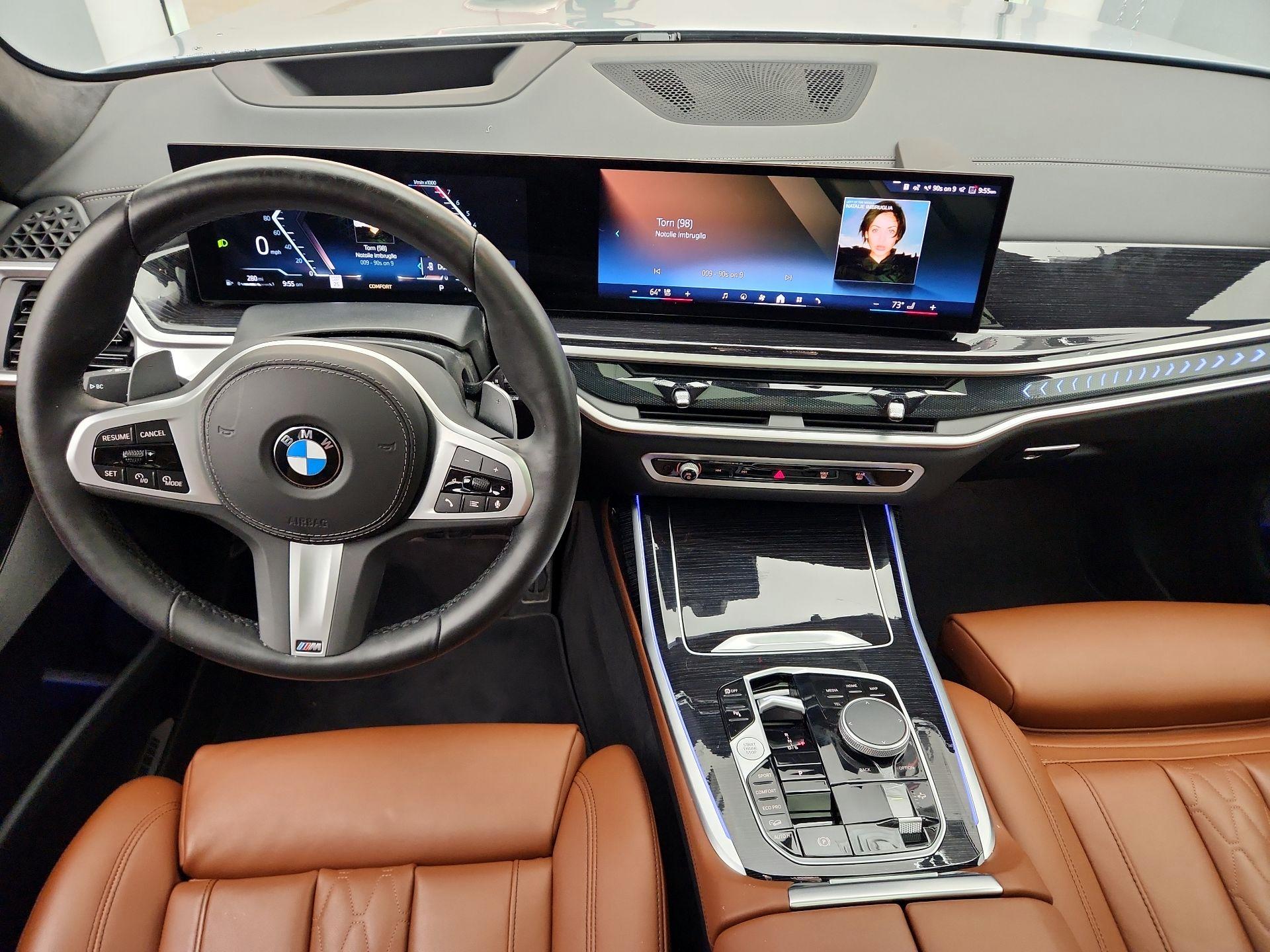 Thumbnail: 2025 BMW X7 - 9