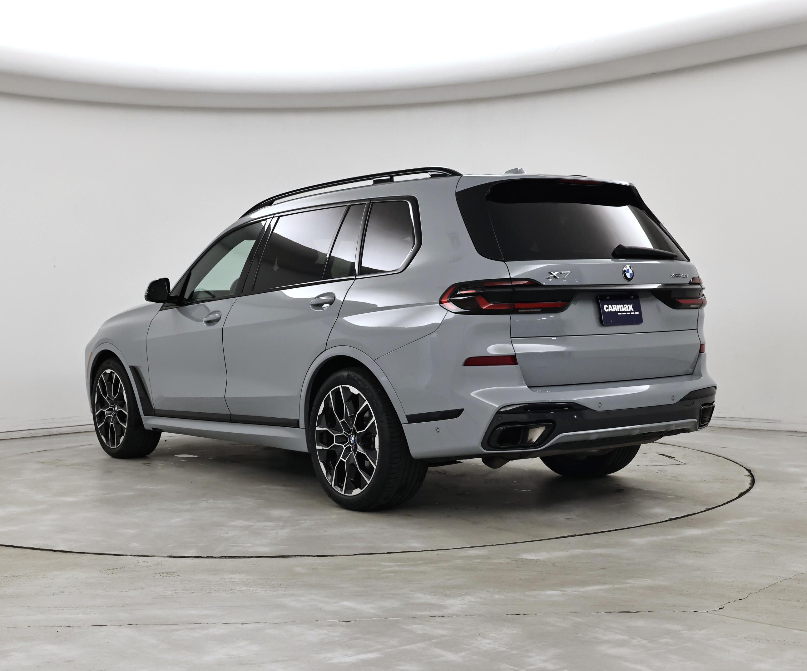 Thumbnail: 2025 BMW X7 - 2