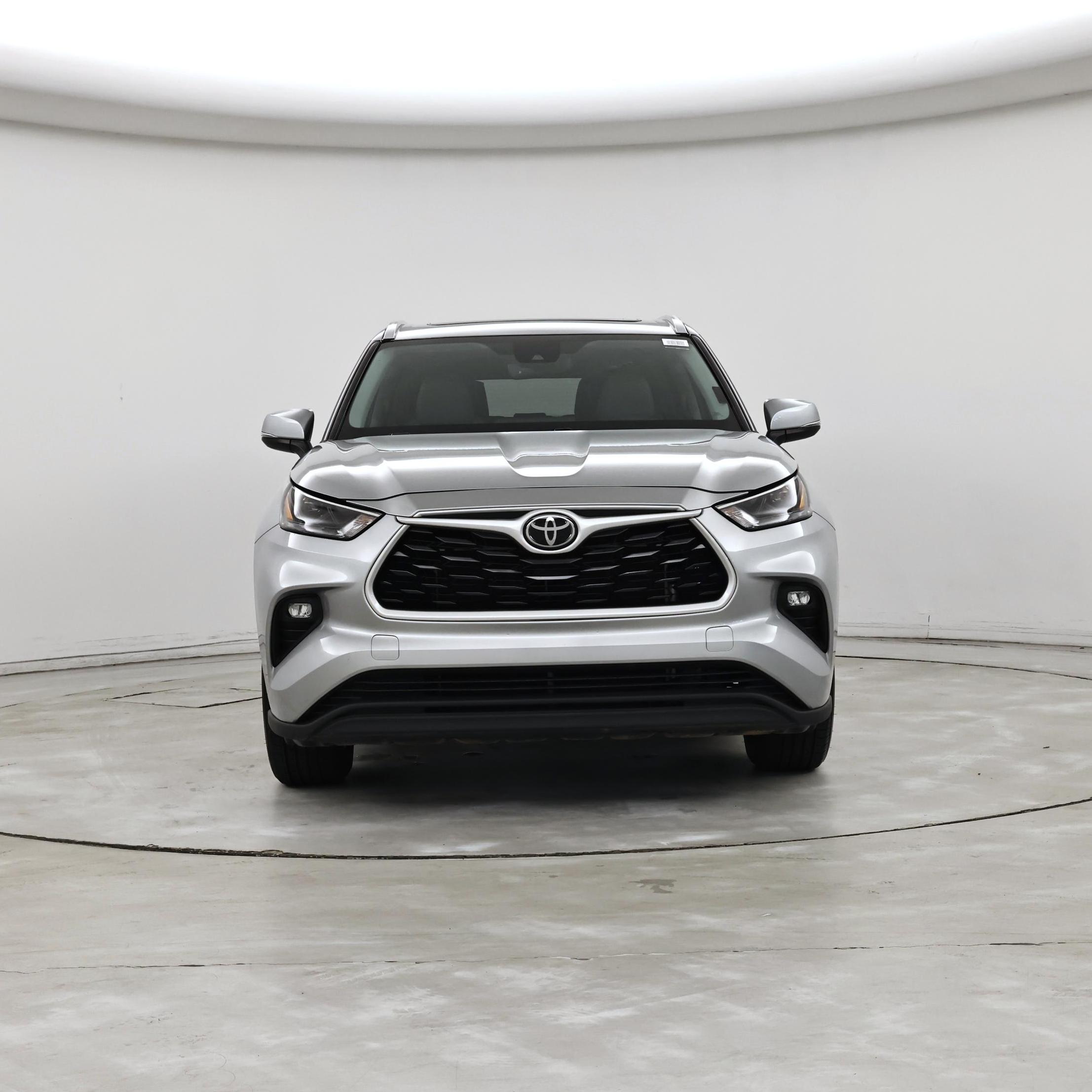 Thumbnail: 2023 Toyota Highlander - 5