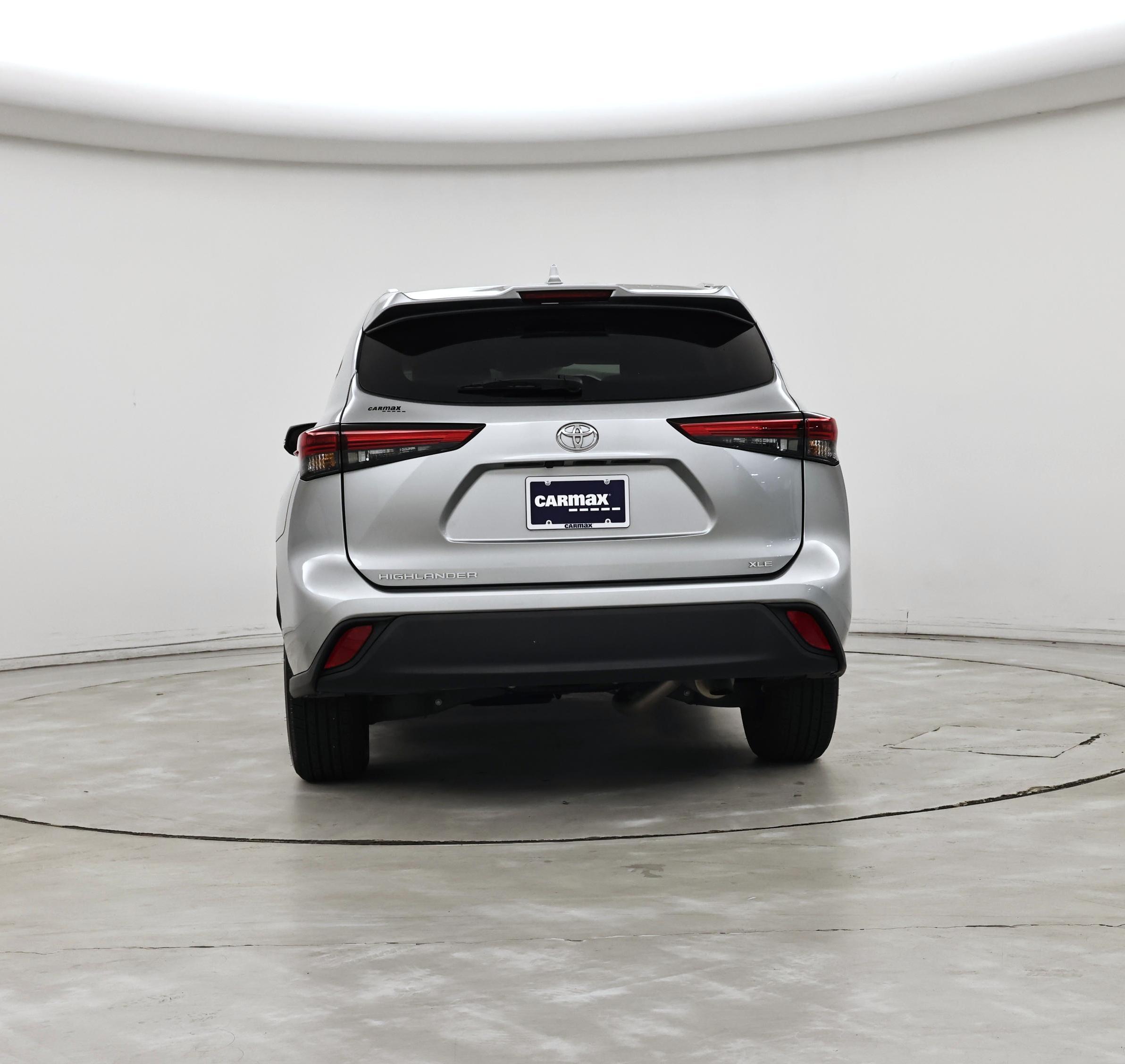 Thumbnail: 2023 Toyota Highlander - 6