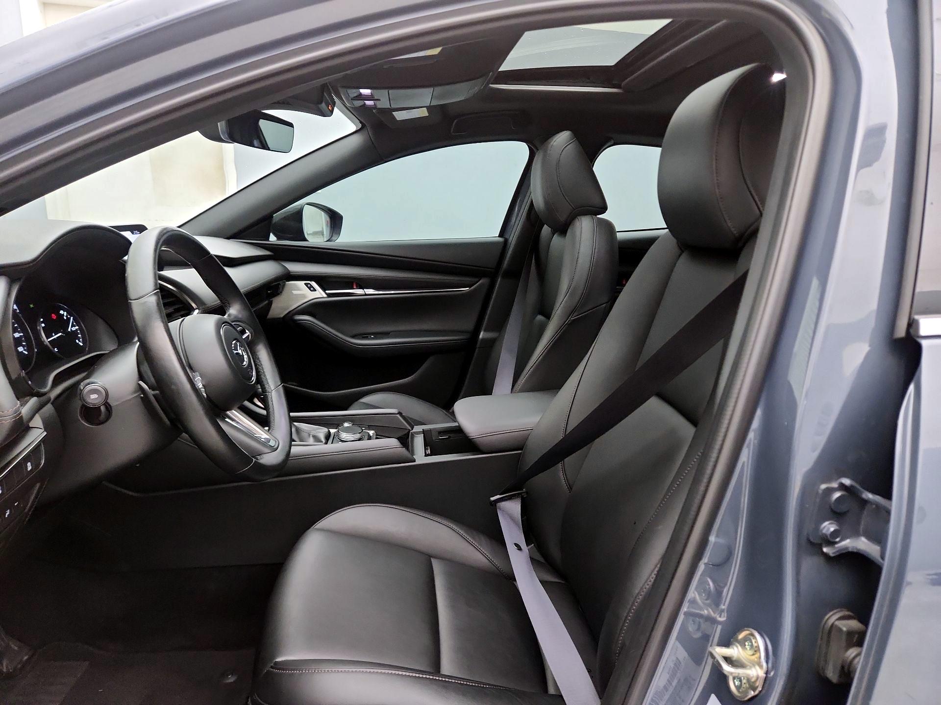 Thumbnail: 2021 Mazda Mazda3 - 11