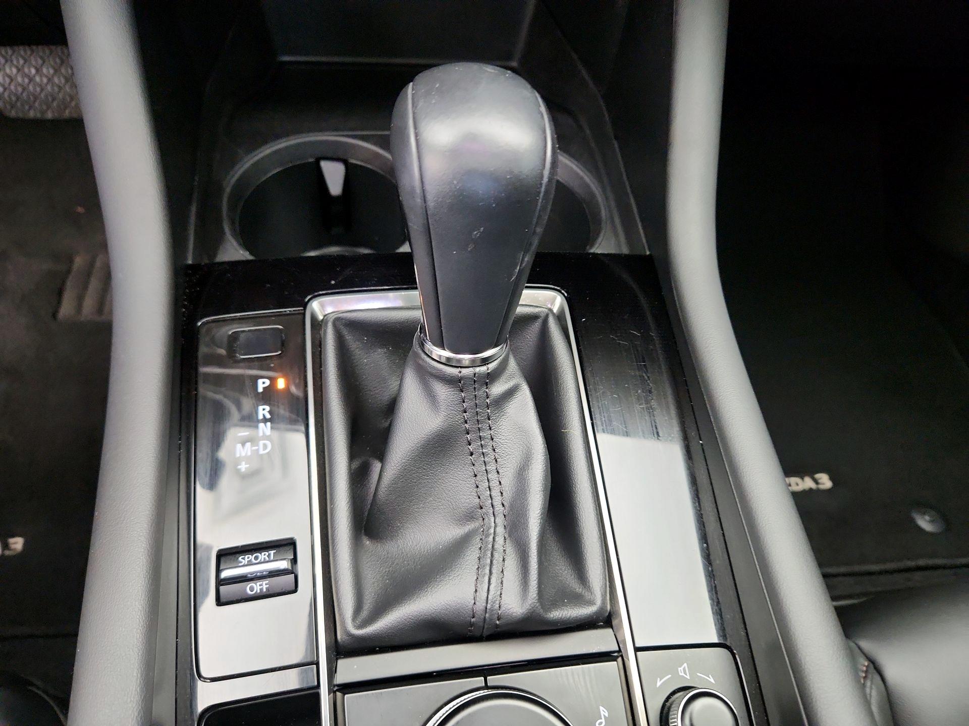 Thumbnail: 2021 Mazda Mazda3 - 18