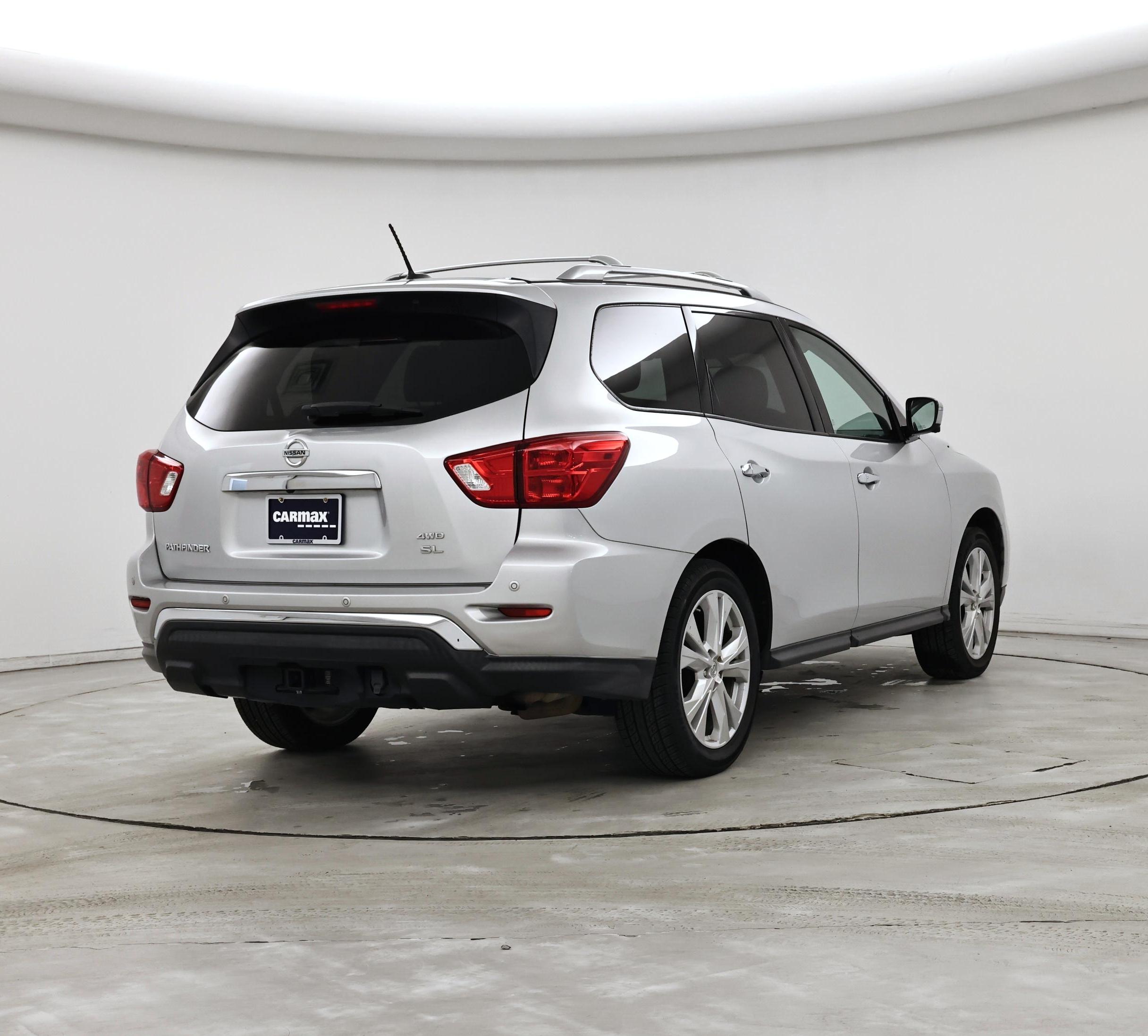 Thumbnail: 2018 Nissan Pathfinder - 8