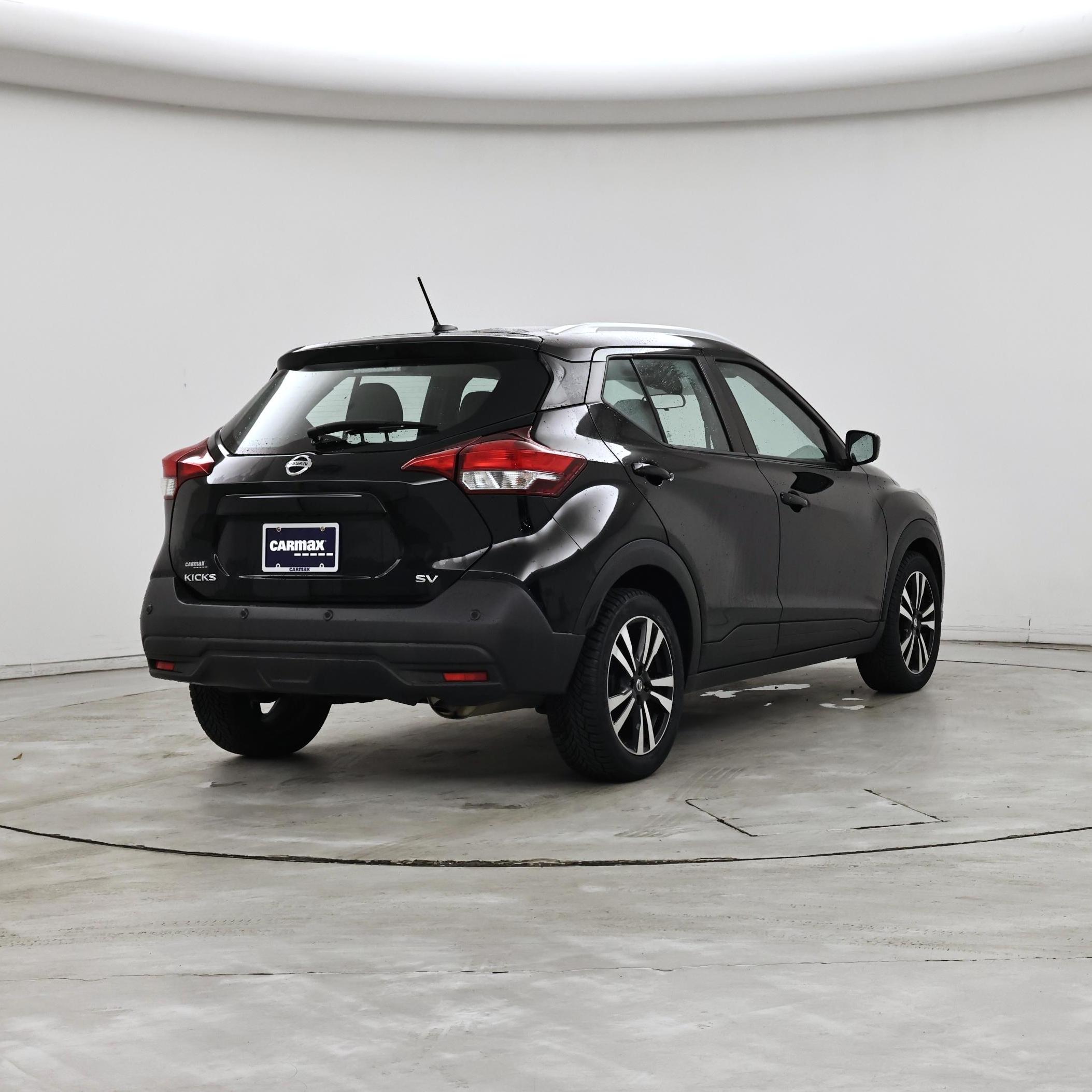 Thumbnail: 2020 Nissan Kicks - 8