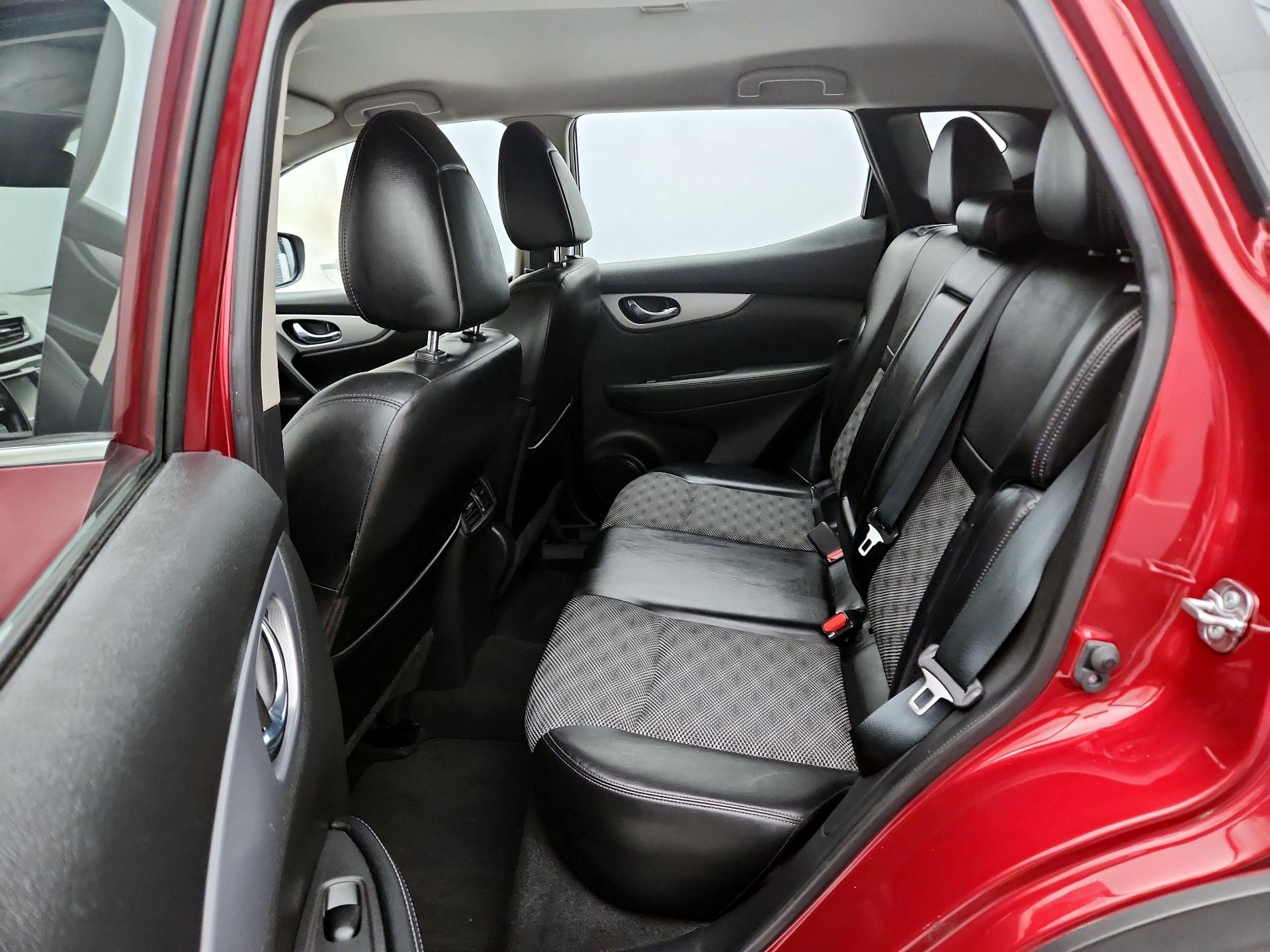 Thumbnail: 2020 Nissan Rogue Sport - 19