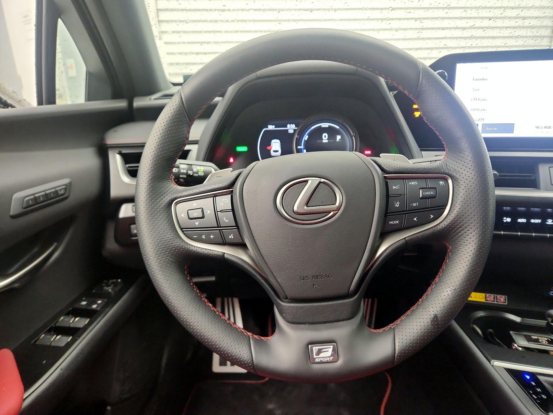 Thumbnail: 2024 Lexus UX - 10