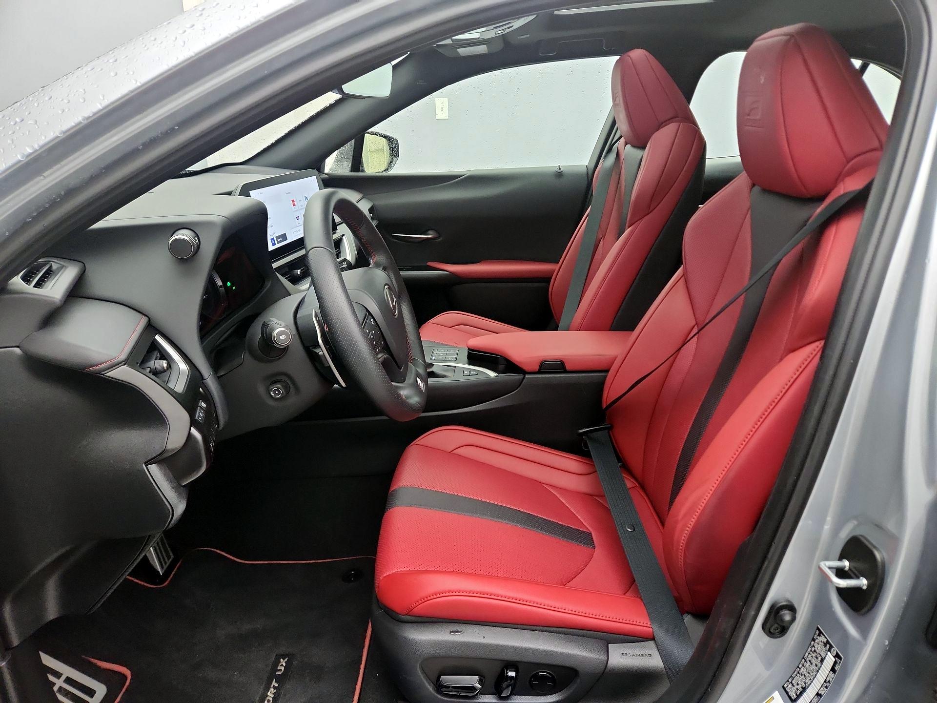 Thumbnail: 2024 Lexus UX - 11