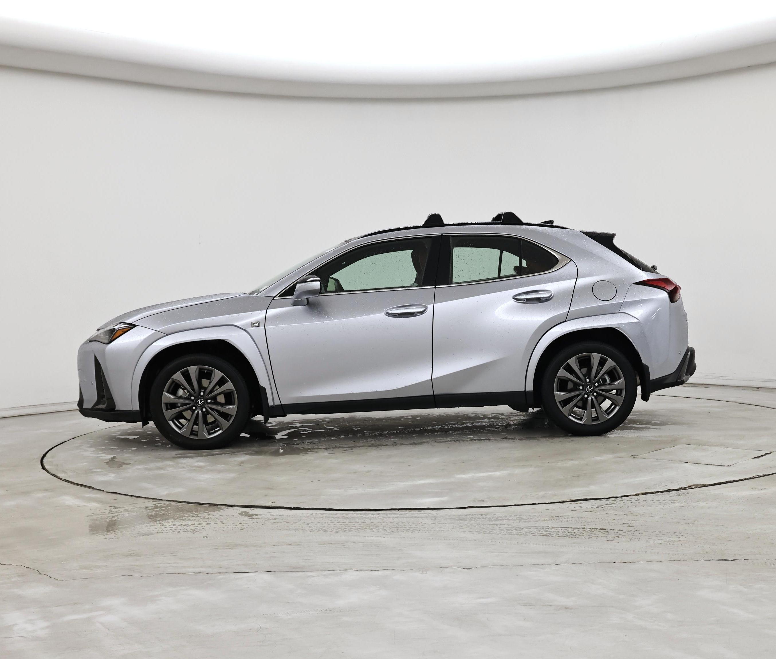 Thumbnail: 2024 Lexus UX - 3