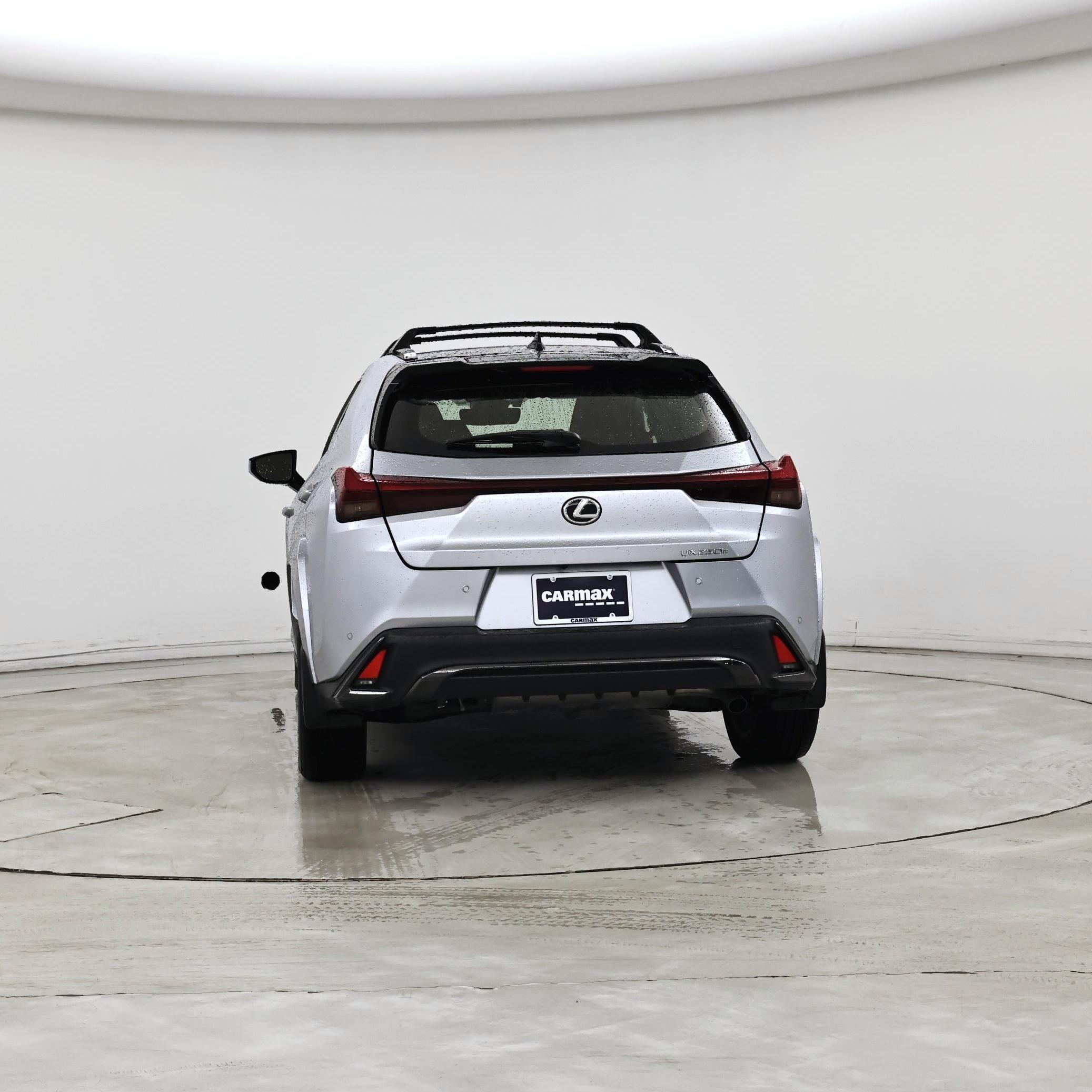 Thumbnail: 2024 Lexus UX - 6