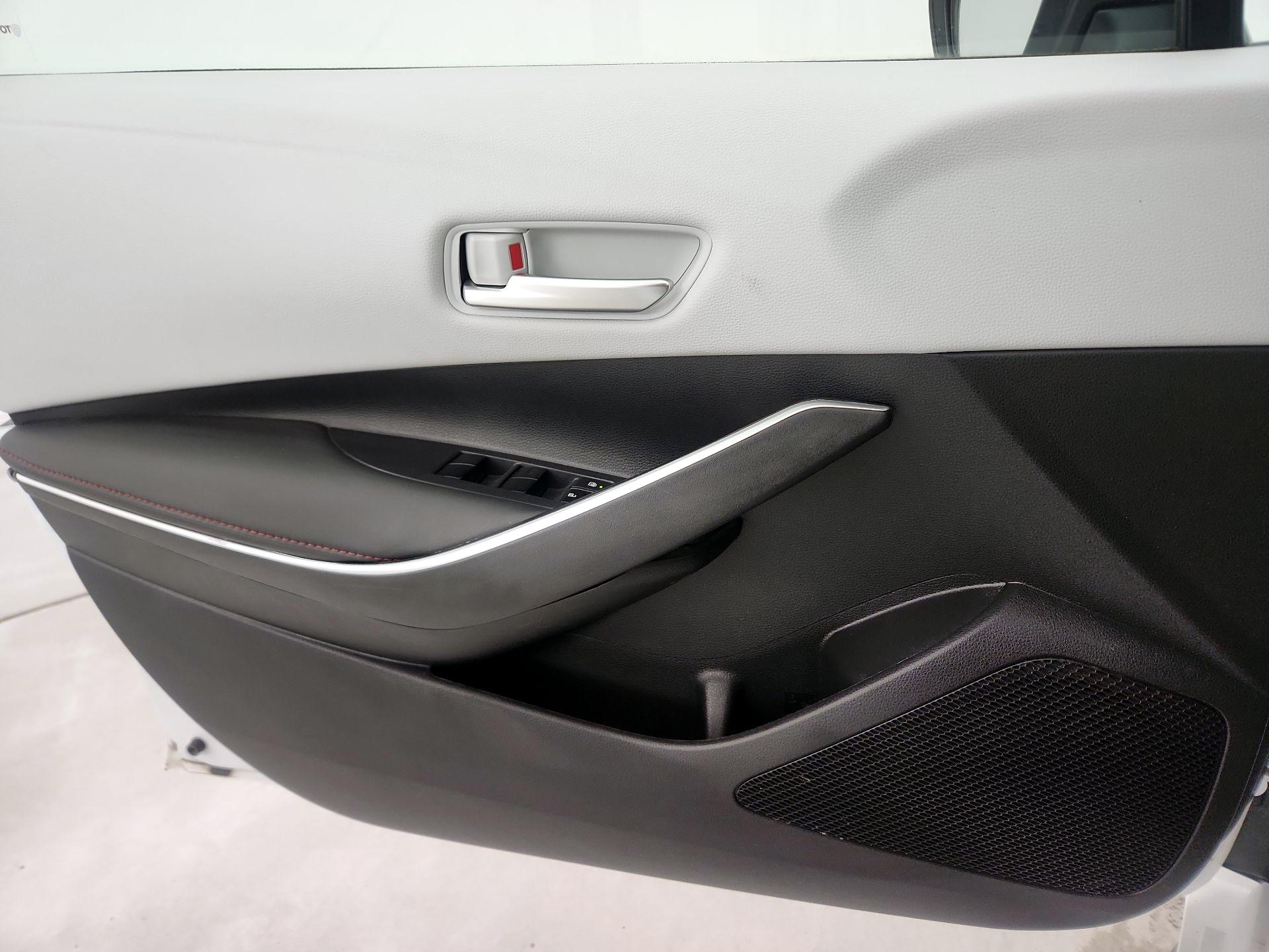 Thumbnail: 2024 Toyota Corolla - 12