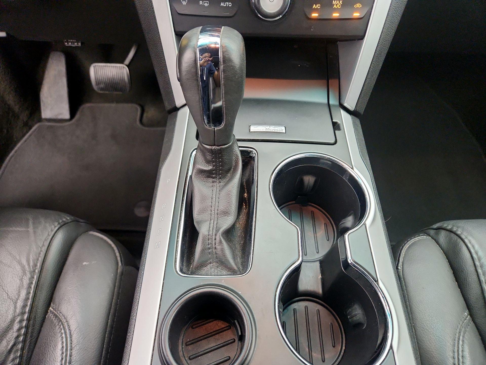 Thumbnail: 2015 Ford Explorer - 18