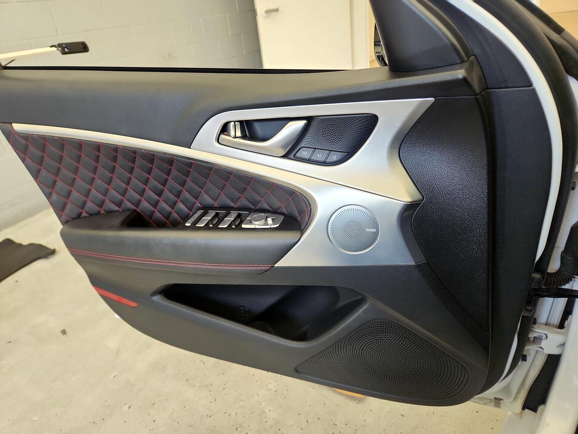 Thumbnail: 2019 Genesis G70 - 12