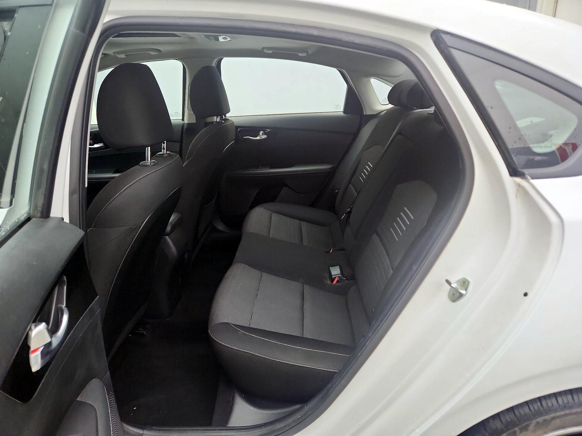 Thumbnail: 2019 Kia Forte - 20