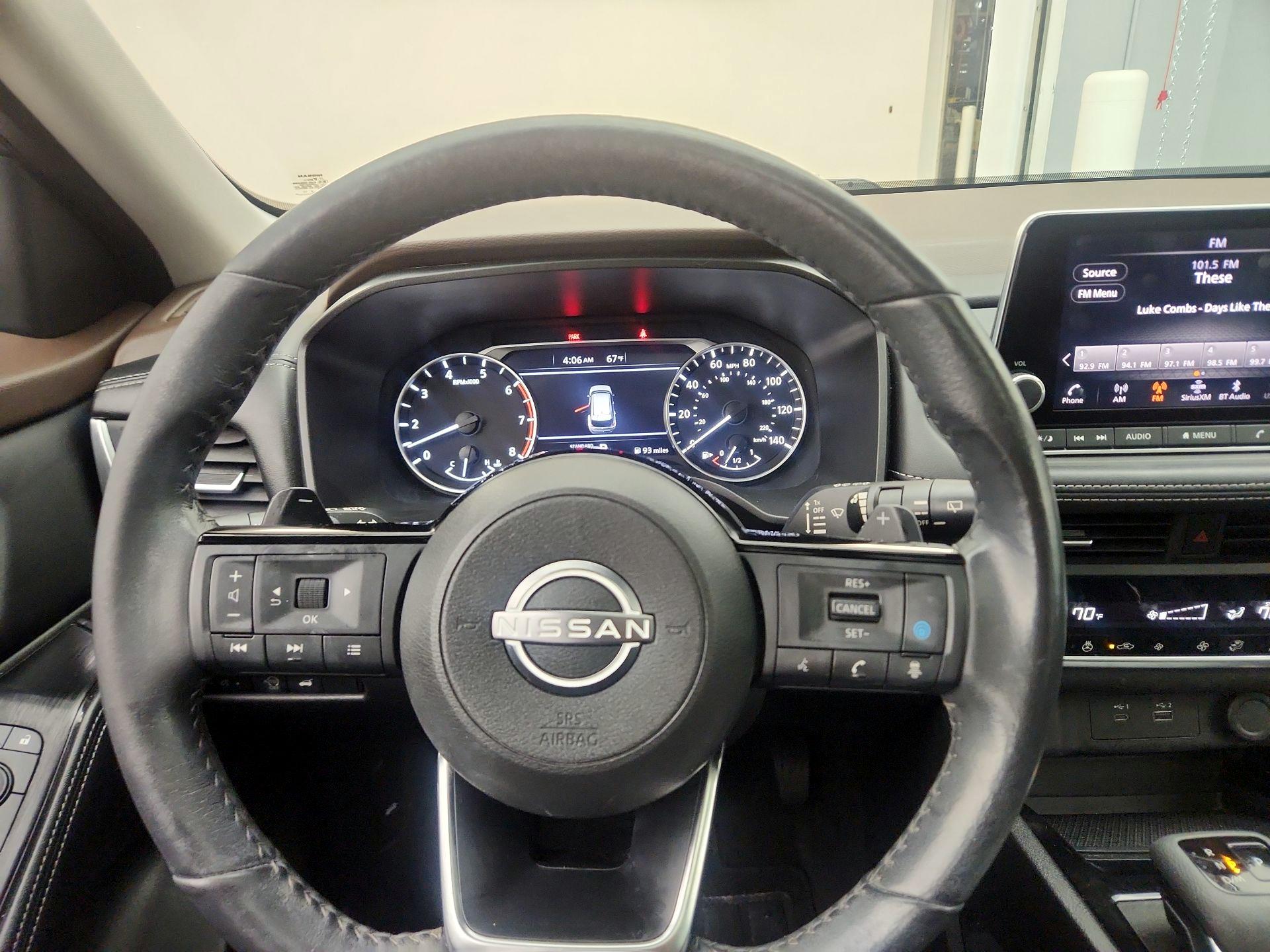 Thumbnail: 2023 Nissan Rogue - 10