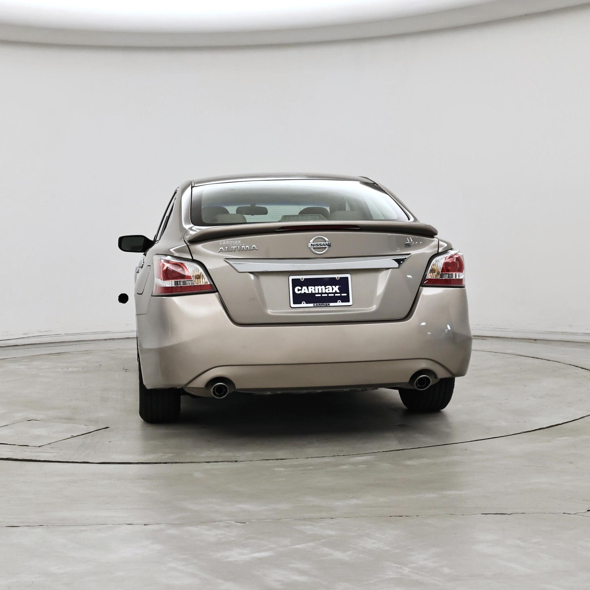 Thumbnail: 2015 Nissan Altima - 6