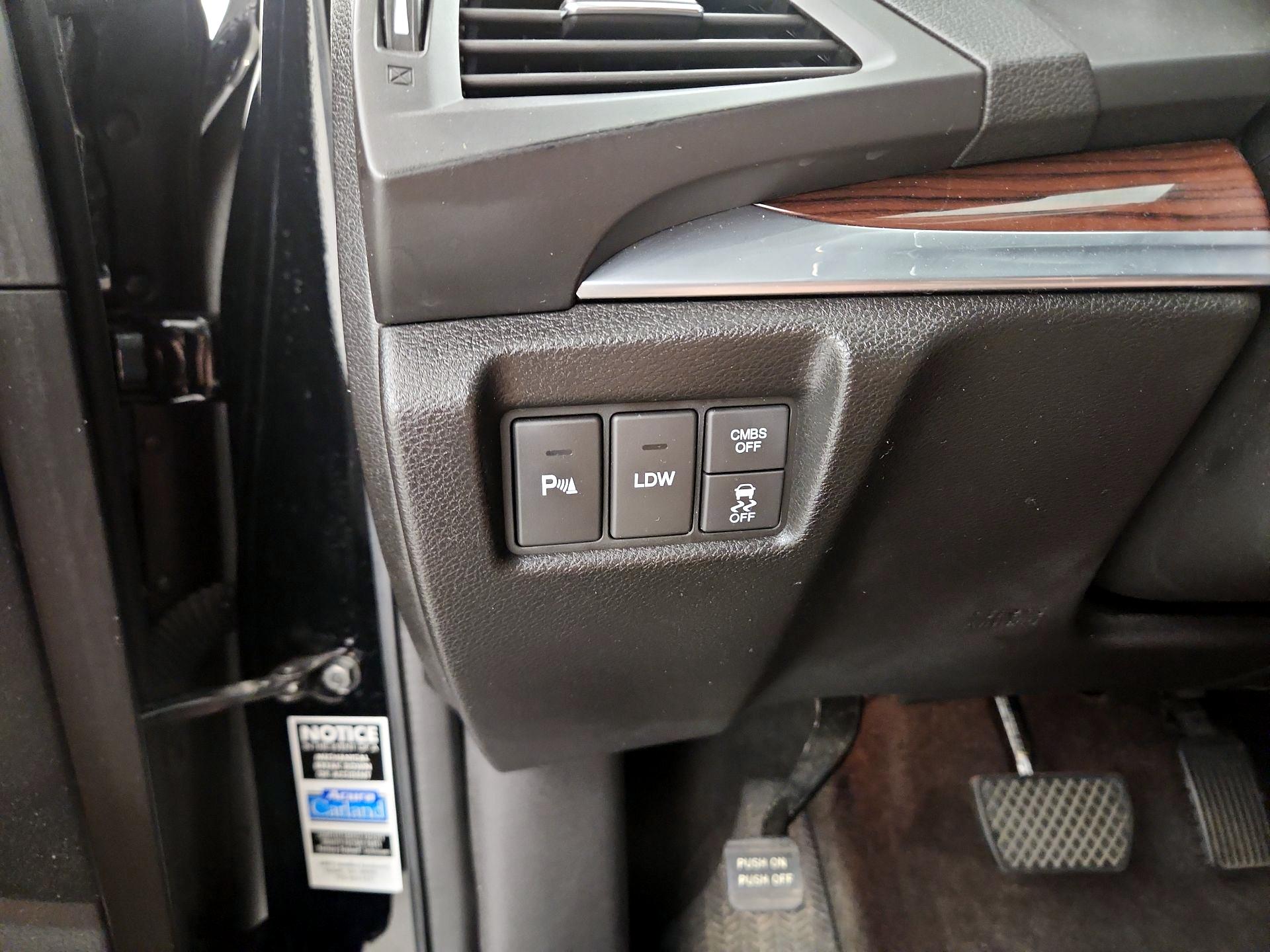 Thumbnail: 2015 Acura MDX - 13