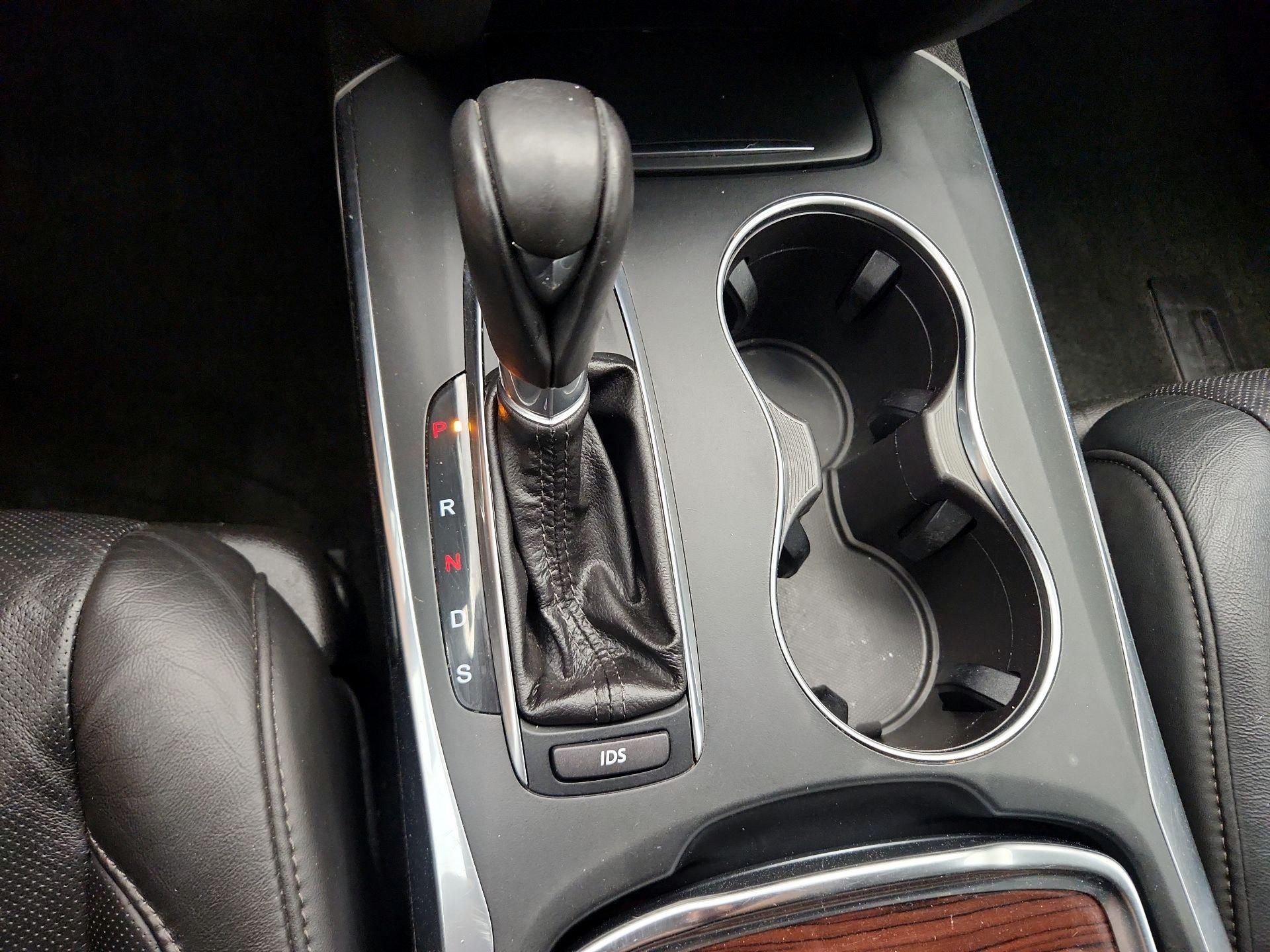 Thumbnail: 2015 Acura MDX - 18