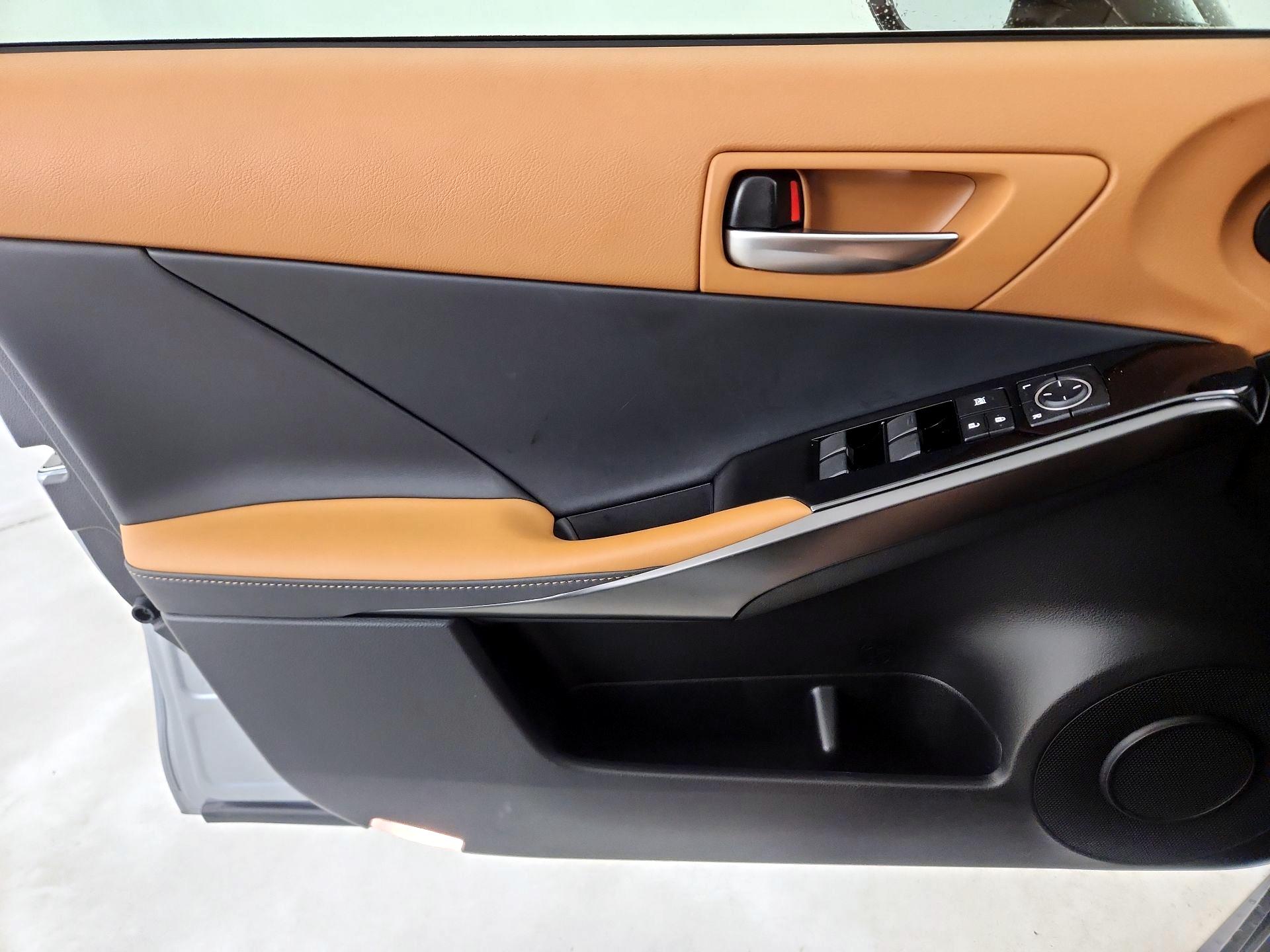 Thumbnail: 2025 Lexus IS - 12