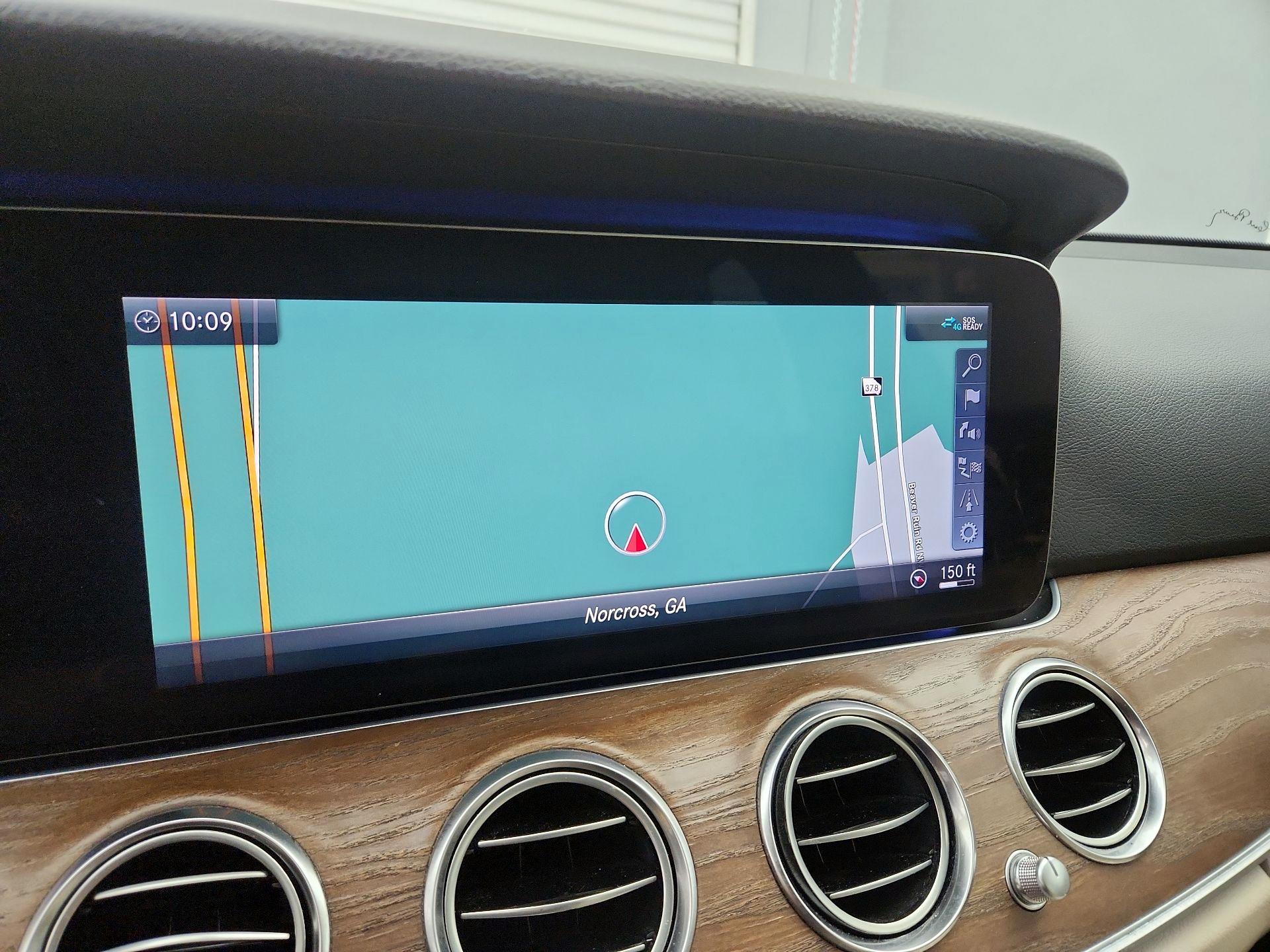 Thumbnail: 2020 Mercedes-Benz E-Class - 14