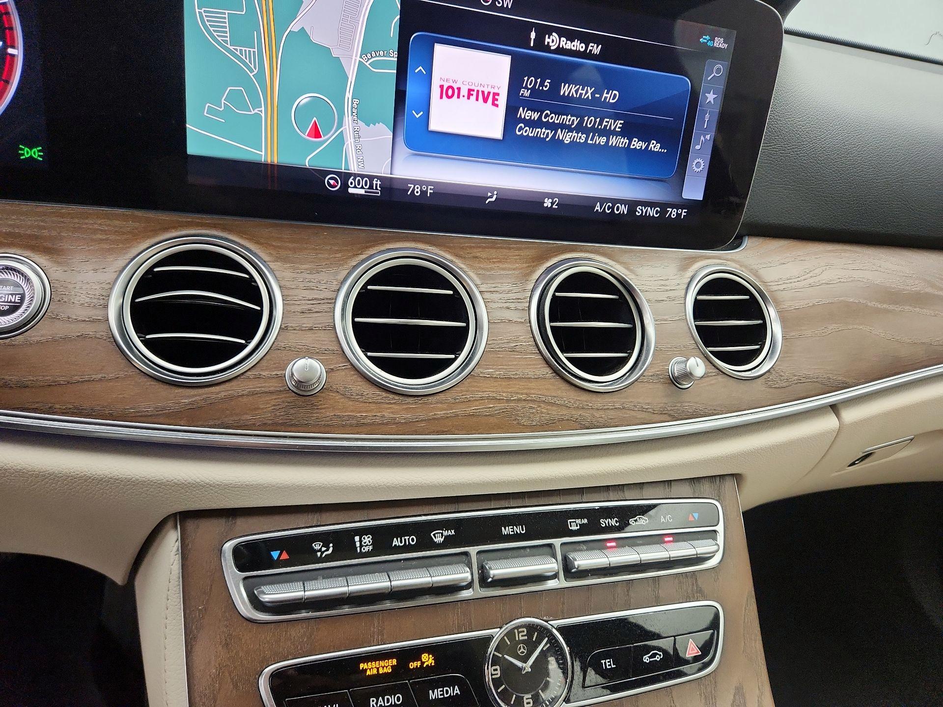 Thumbnail: 2020 Mercedes-Benz E-Class - 17